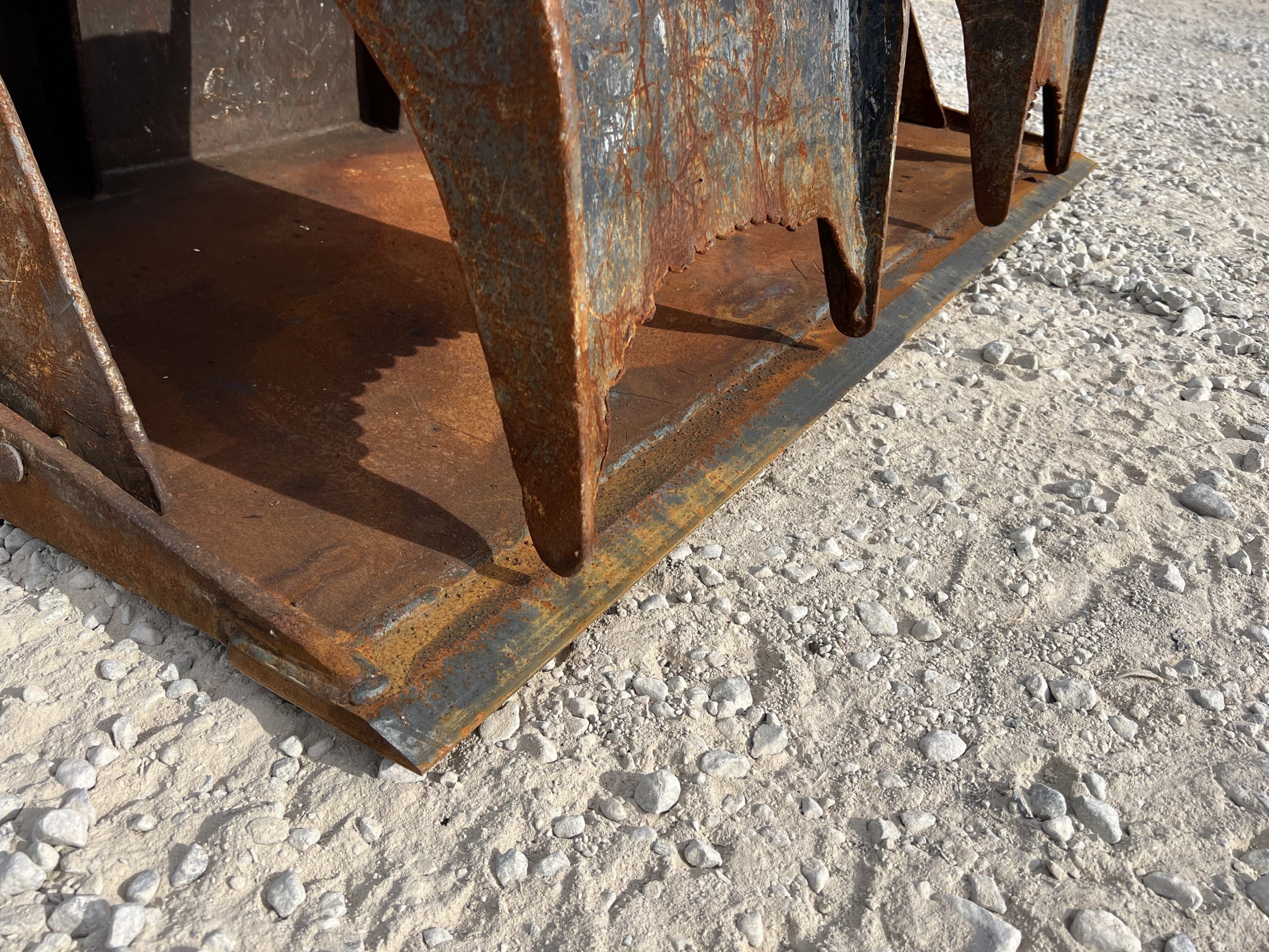 2022 66" Star Industries Grapple Bucket Scrap Demolition Attachment Fits Skid Steer - Image 5