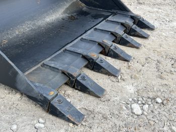 38" Grave Cemetery Digging Tooth Bucket Fits Kubota U55 KX057 KX191 Mini Excavator - Image 9