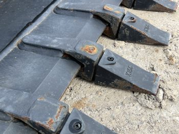 38" Grave Cemetery Digging Tooth Bucket Fits Kubota U55 KX057 KX191 Mini Excavator - Image 11