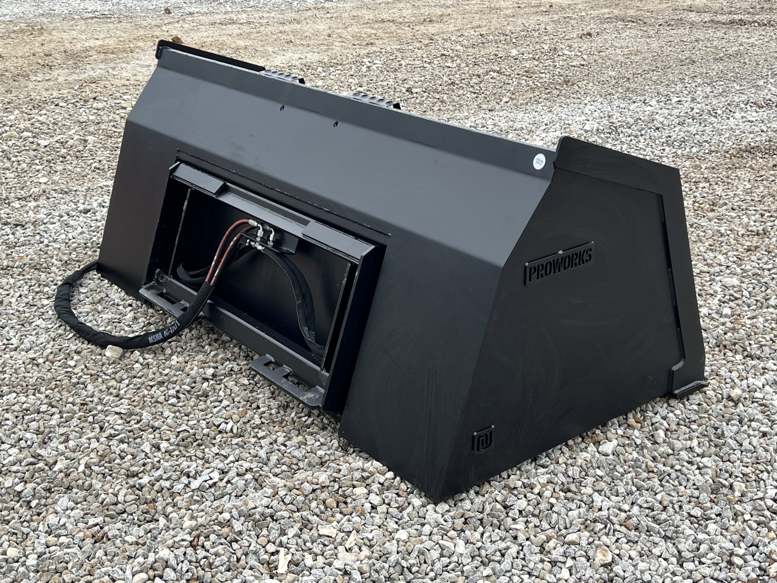 84" High Front Dump Bucket Attachment Fits Skid Steer Quick Attach - Image 5