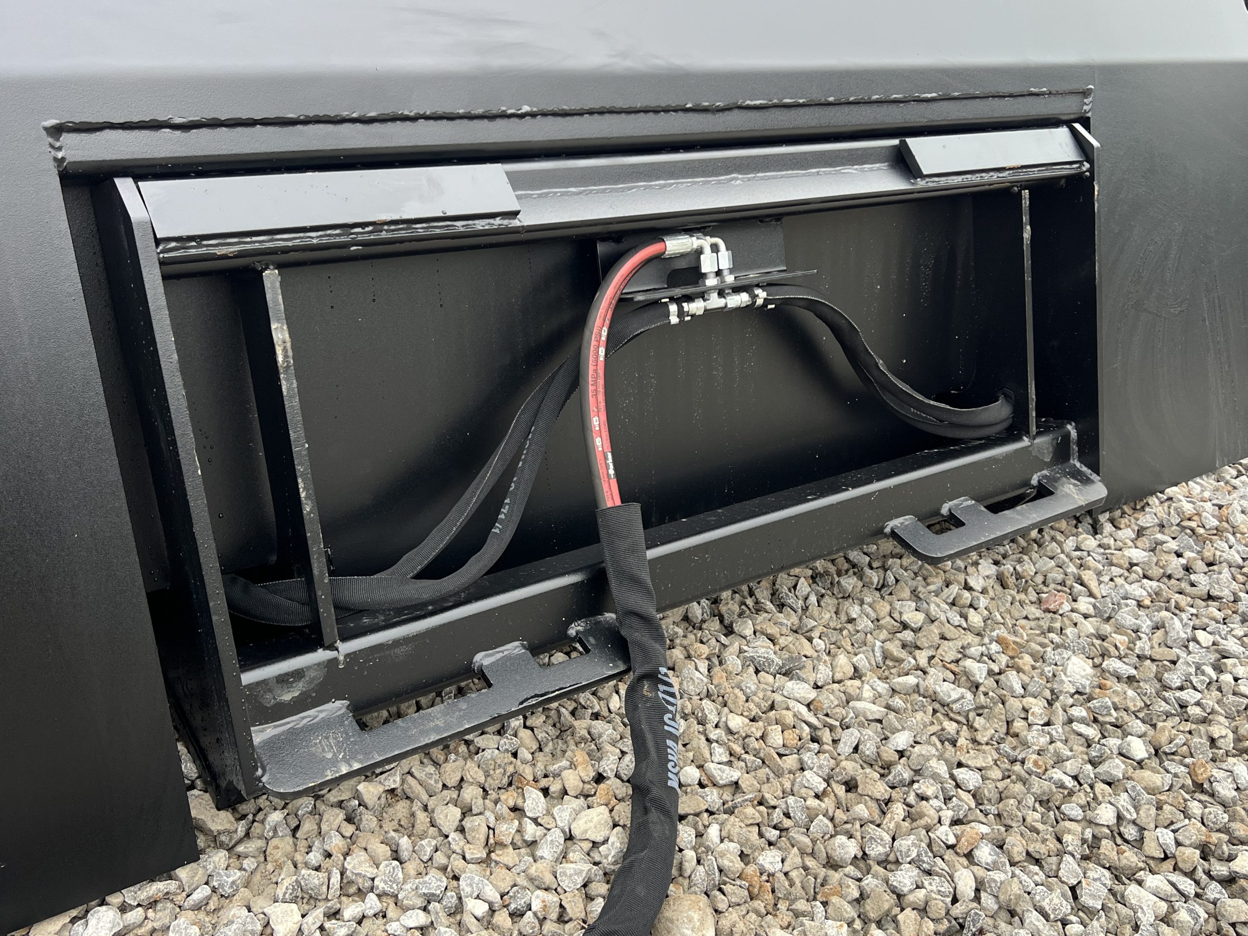 84" High Front Dump Bucket Attachment Fits Skid Steer Quick Attach - Image 11
