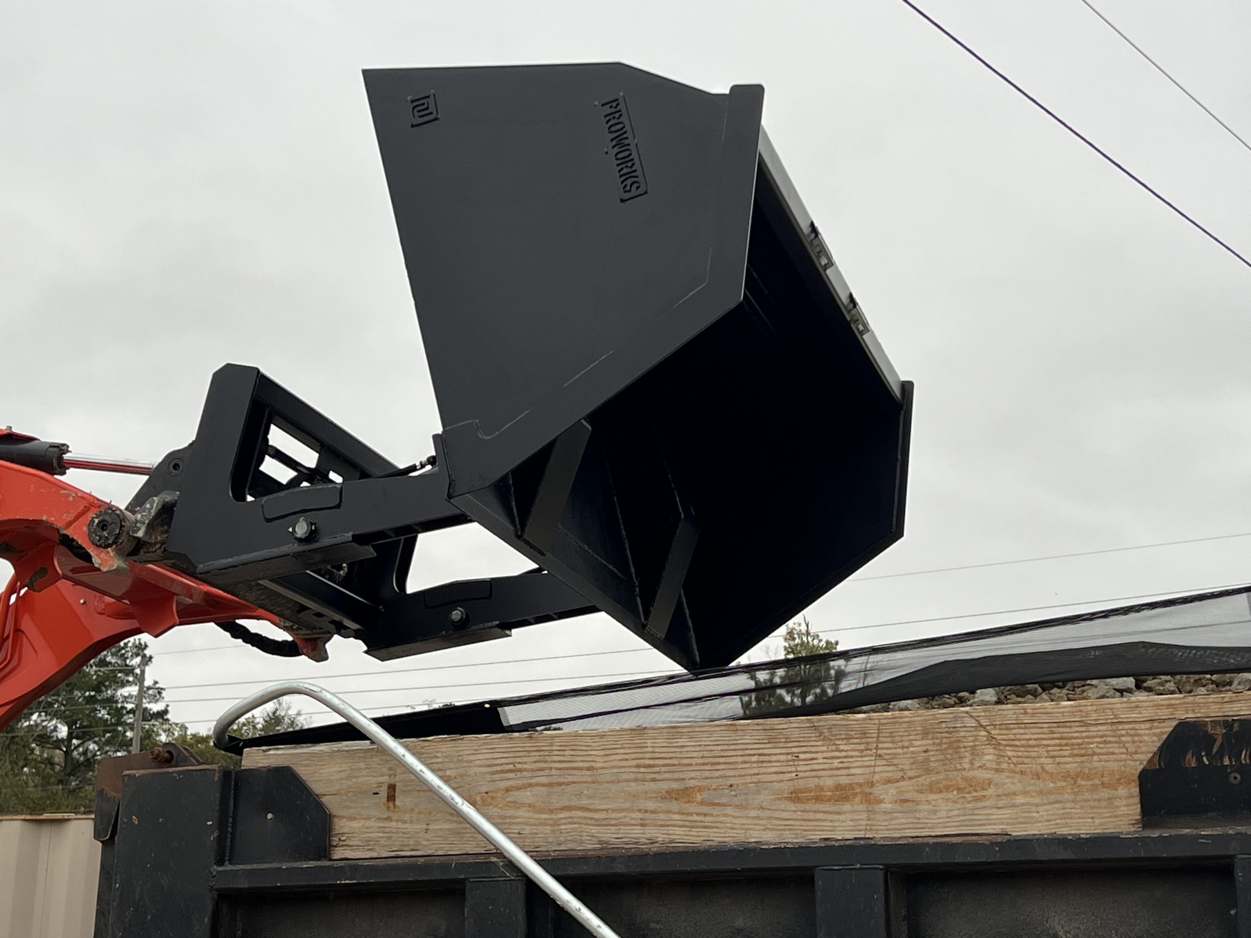 84" High Front Dump Bucket Attachment Fits Skid Steer Quick Attach - Image 15