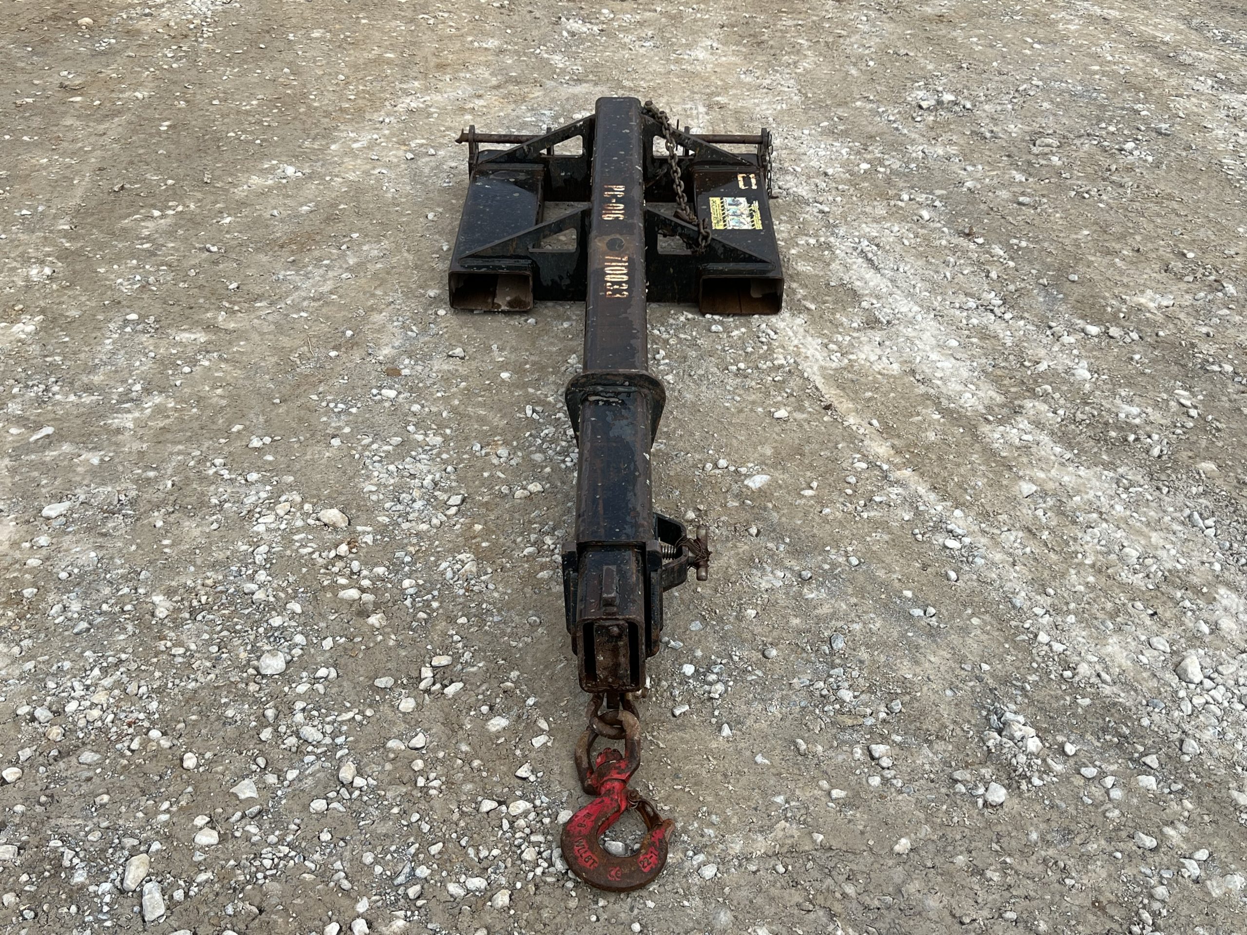 2015 Star Industries 1360B Telescoping Forklift Jib Attachment Fits Pallet Forks - Image 2