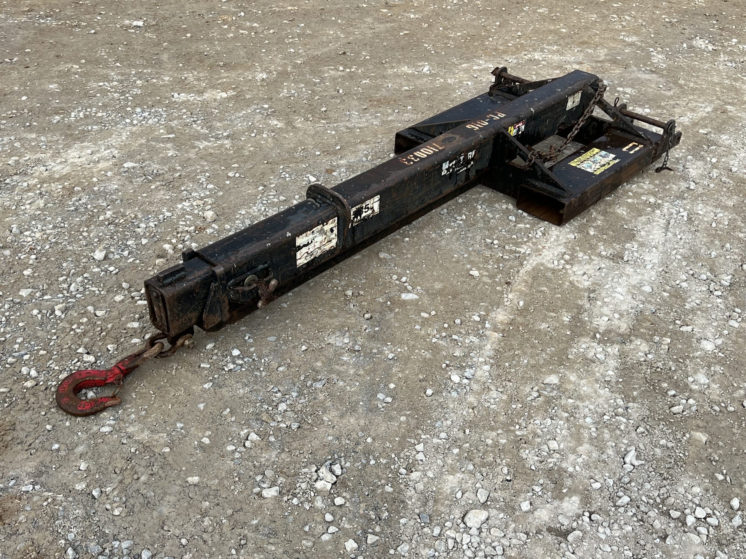 2015 Star Industries 1360B Telescoping Forklift Jib Attachment Fits Pallet Forks - Image 3