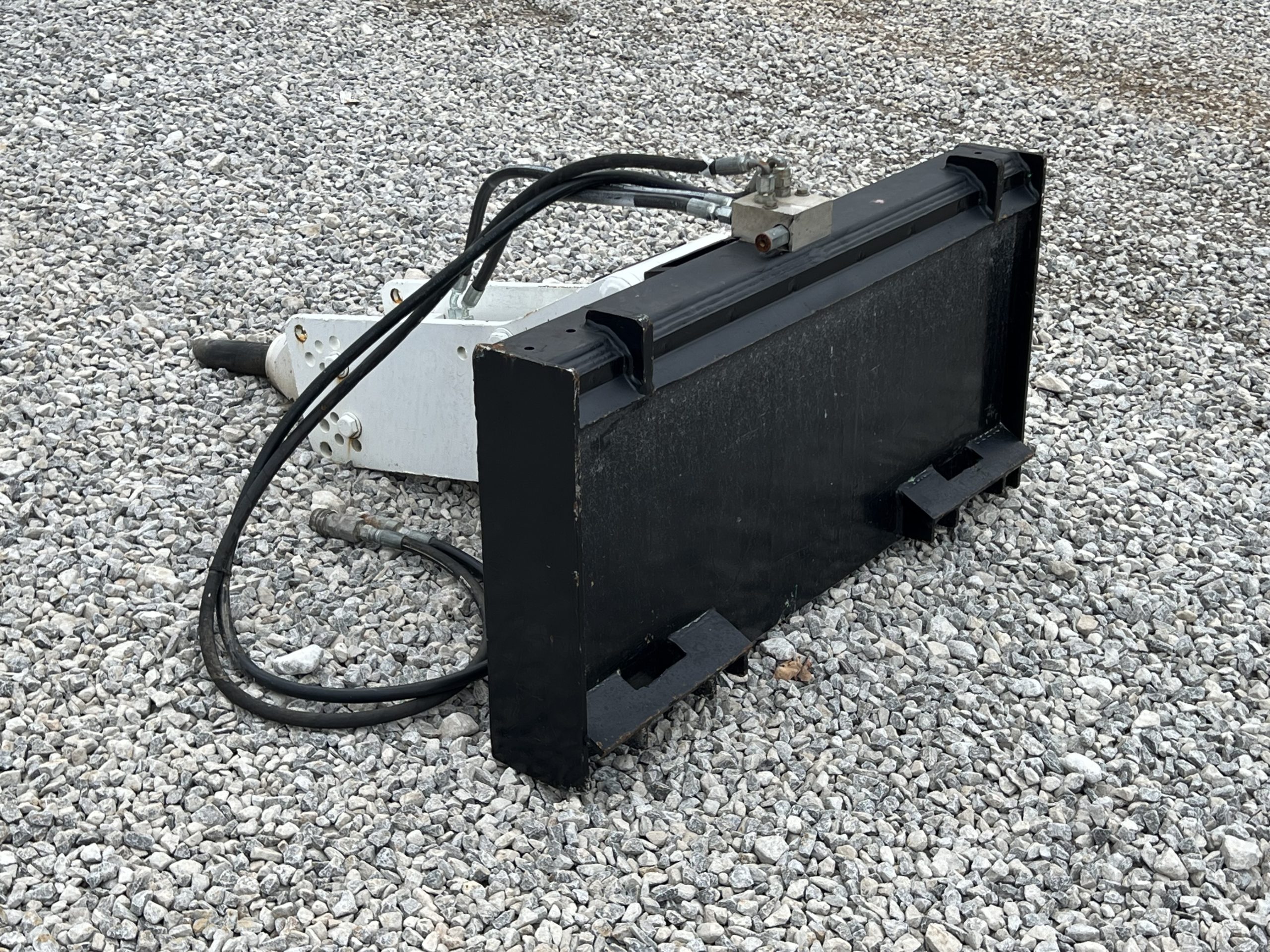 2016 FRD FX45A Hydraulic Concrete Breaker Hammer Attachment Fits Skid Steer - Image 7