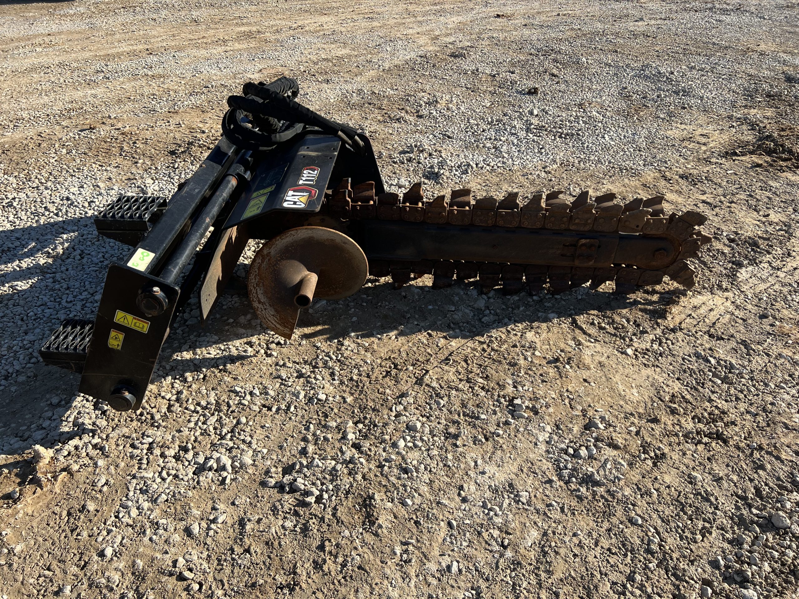 2021 CAT T112 48" x 6" Trencher Attachment Combo Chain Fits Skid Steer - Image 4