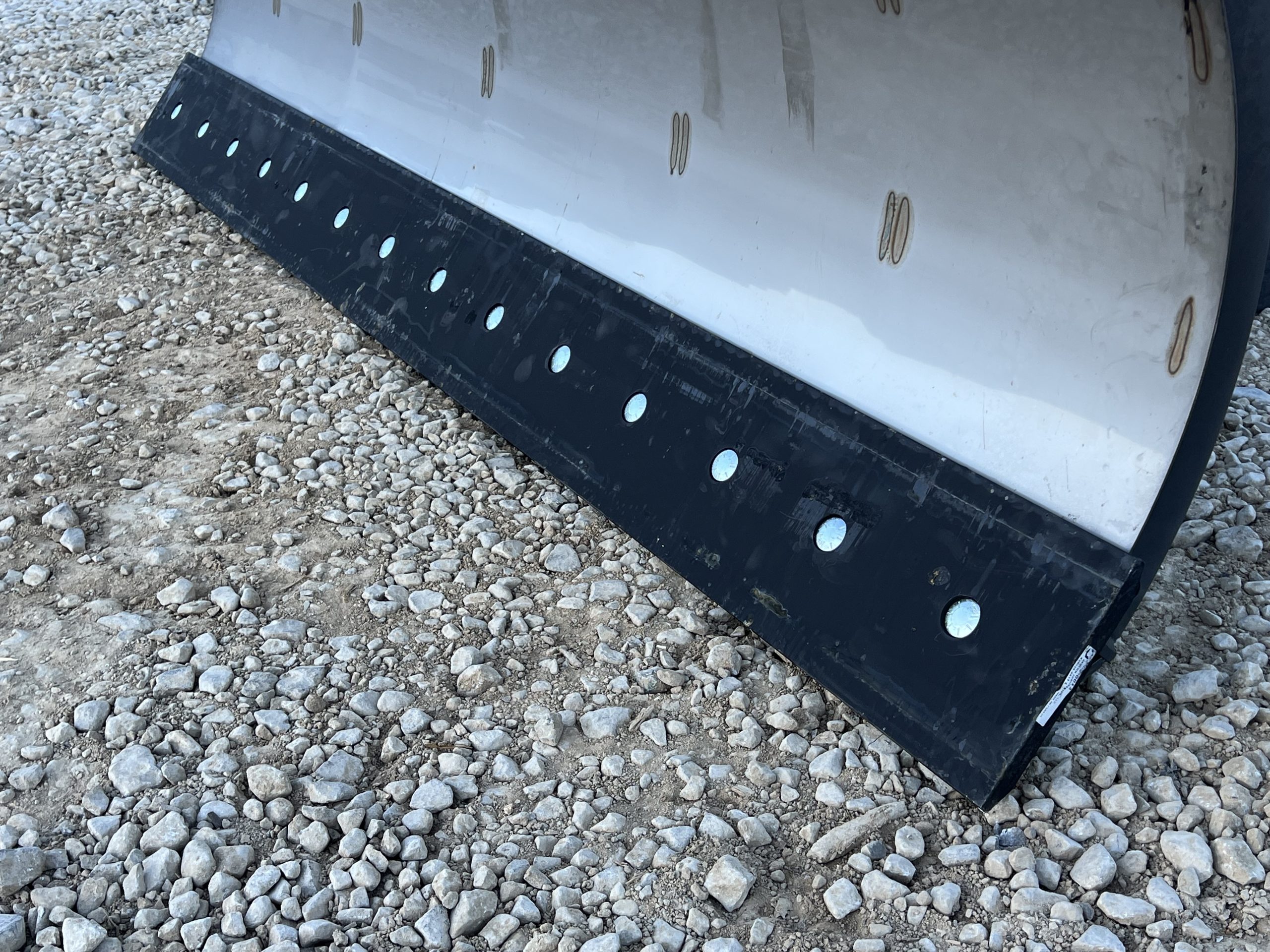 84" Berlon Hydraulic Angle Snow Blade Plow Attachment Fits Skid Steer Quick Attach - Image 9