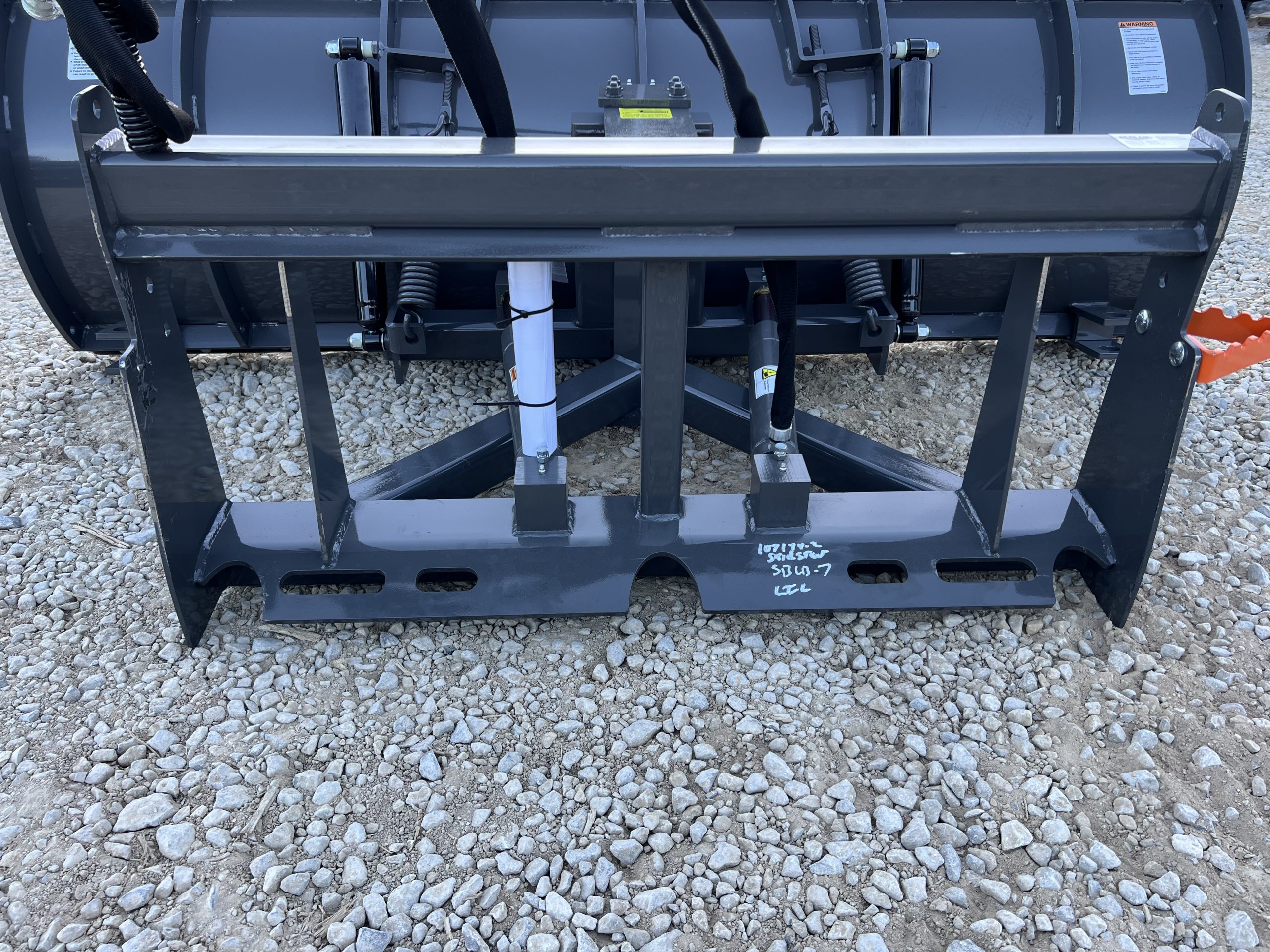 84" Berlon Hydraulic Angle Snow Blade Plow Attachment Fits Skid Steer Quick Attach - Image 13