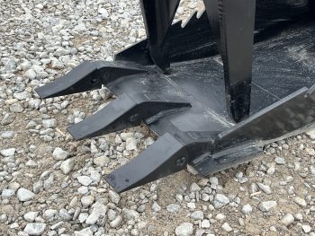 Heavy Duty Stump Bucket Grapple Attachment Fits Skid Steer Tractor Loader - Image 9