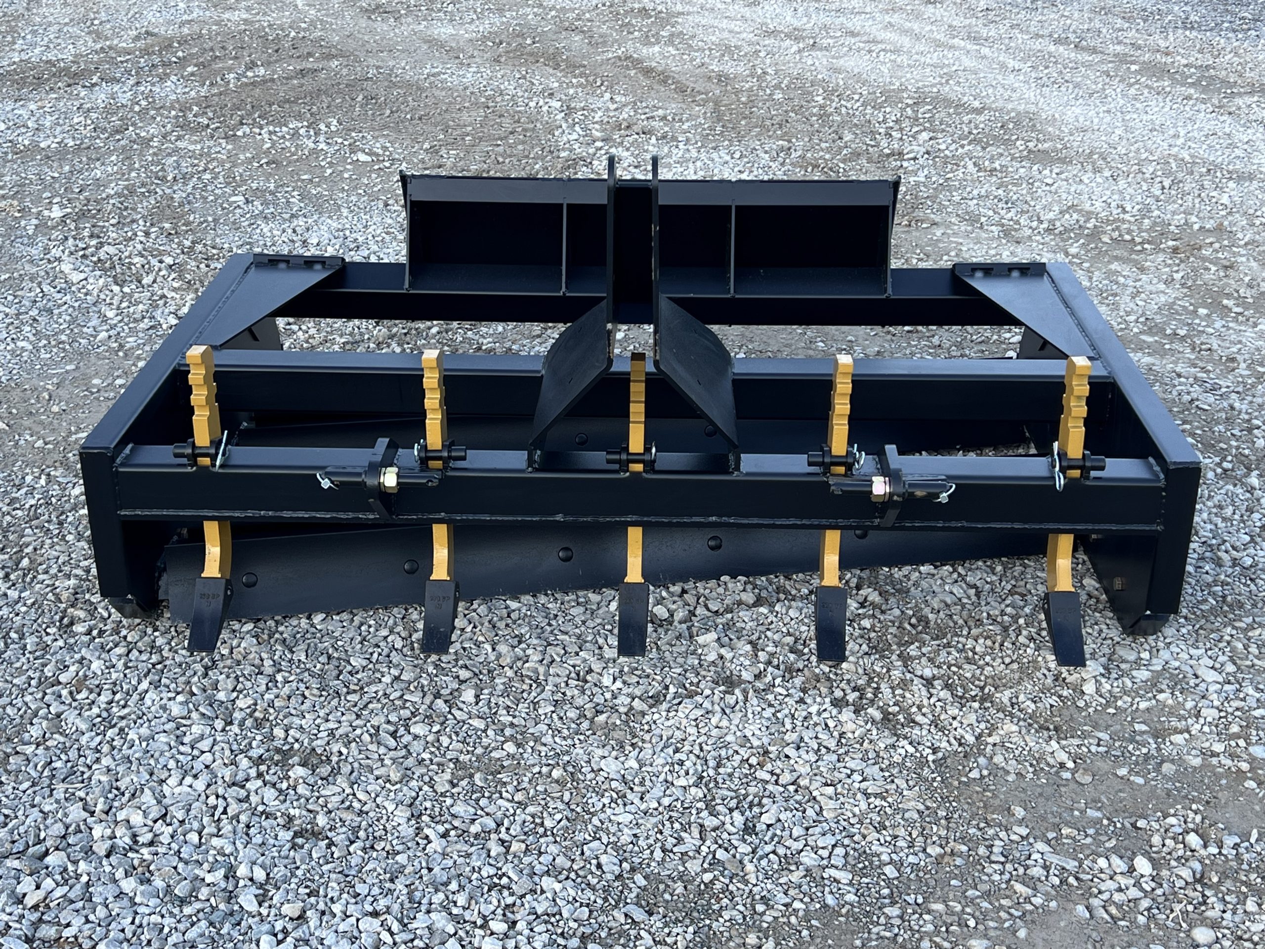72" Box Scraper Grader Scarifier Attachment Fits Skid Steer & Tractor 3 Point Hitch - Image 2