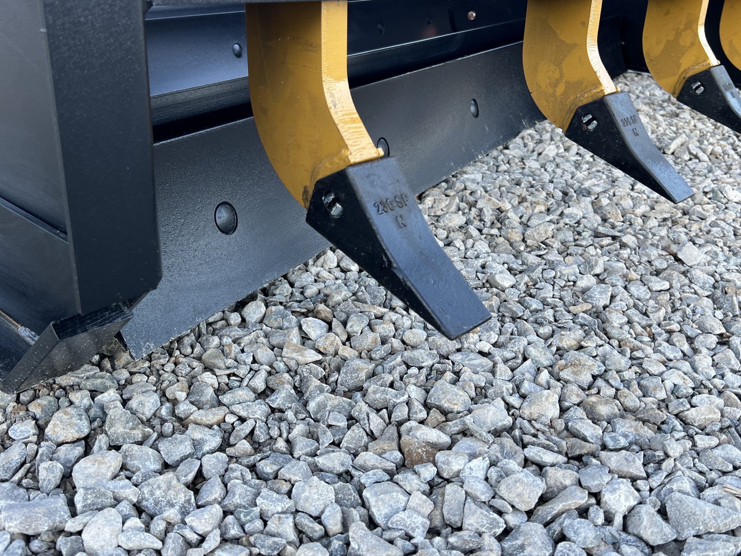 72" Box Scraper Grader Scarifier Attachment Fits Skid Steer & Tractor 3 Point Hitch - Image 12