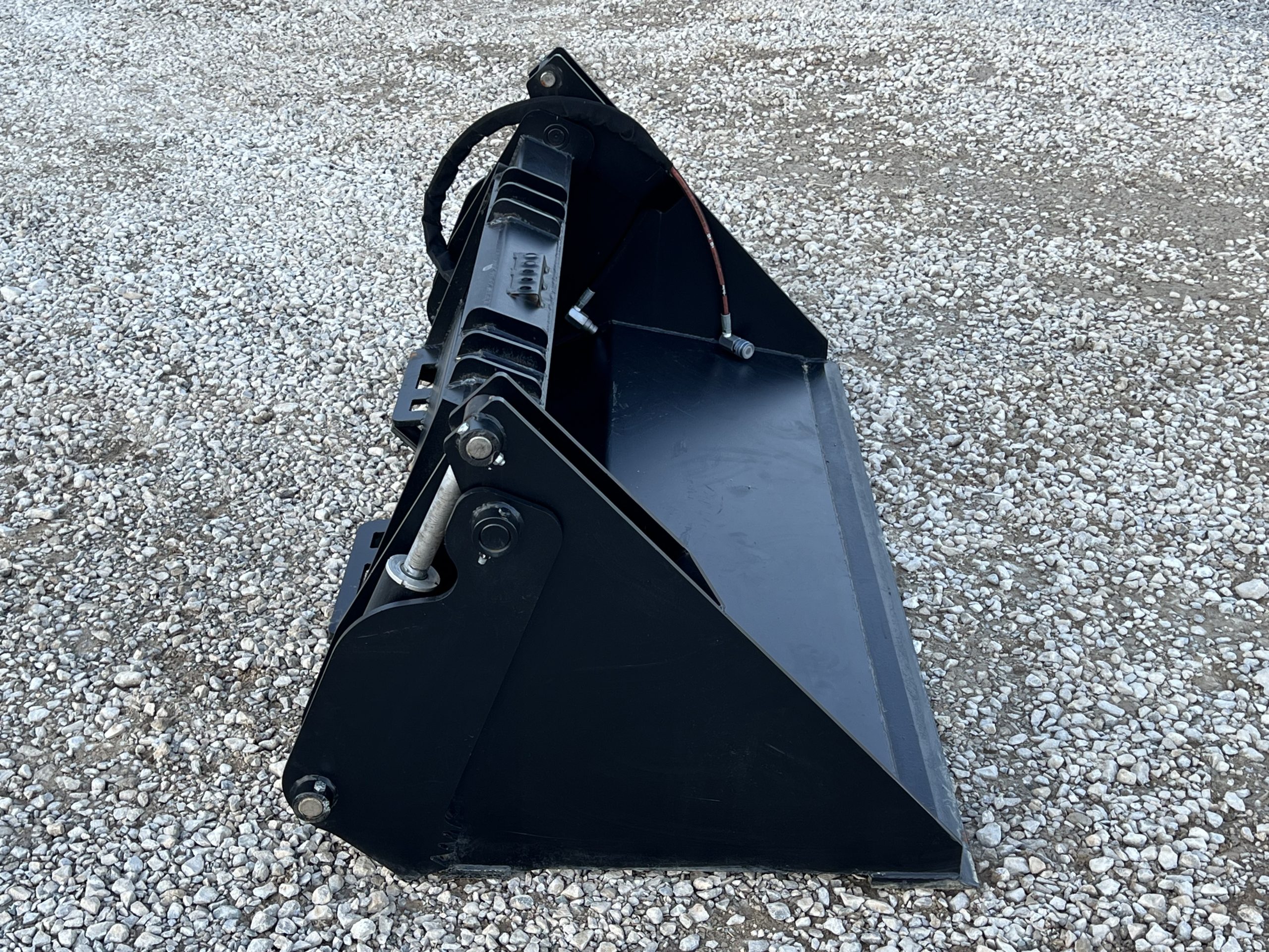 72" Smooth 4-IN-1 Combination Bucket Attachment Fits Skid Steer Quick Attach - Image 4