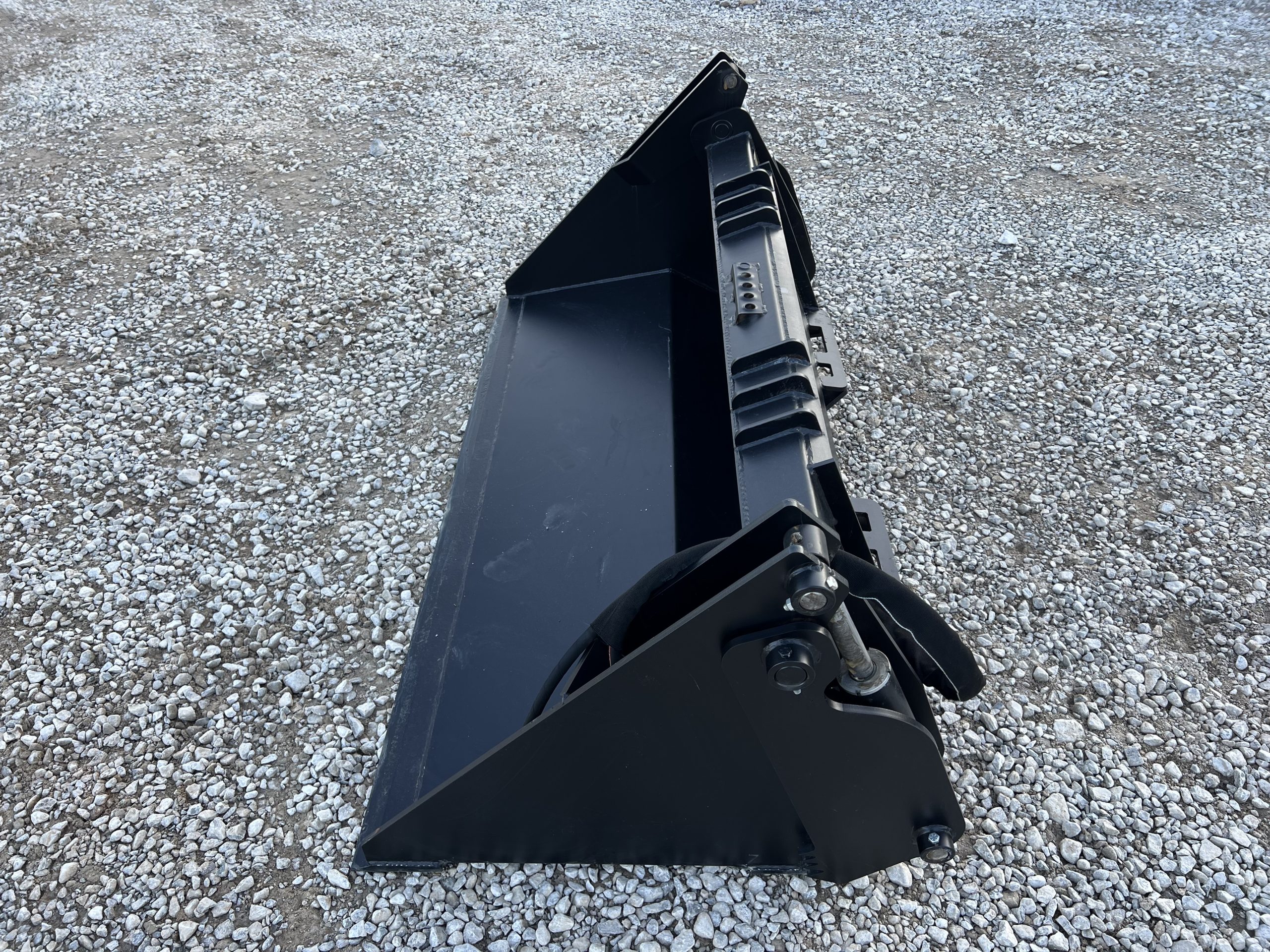 72" Smooth 4-IN-1 Combination Bucket Attachment Fits Skid Steer Quick Attach - Image 8
