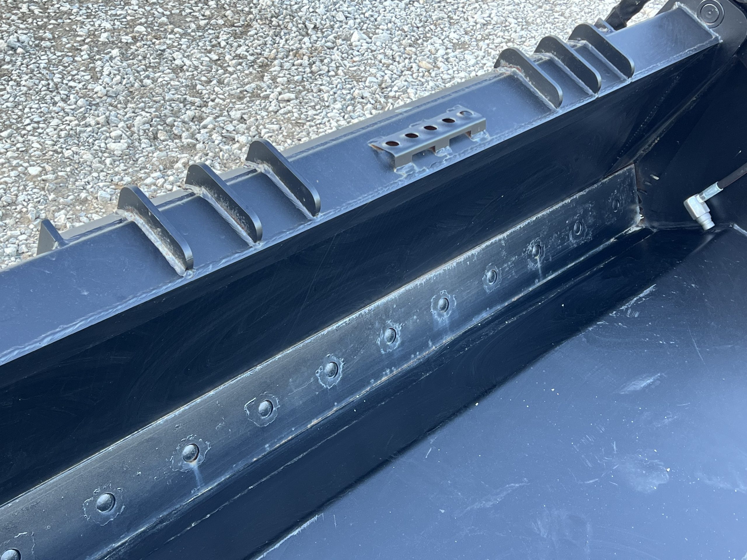 72" Smooth 4-IN-1 Combination Bucket Attachment Fits Skid Steer Quick Attach - Image 10