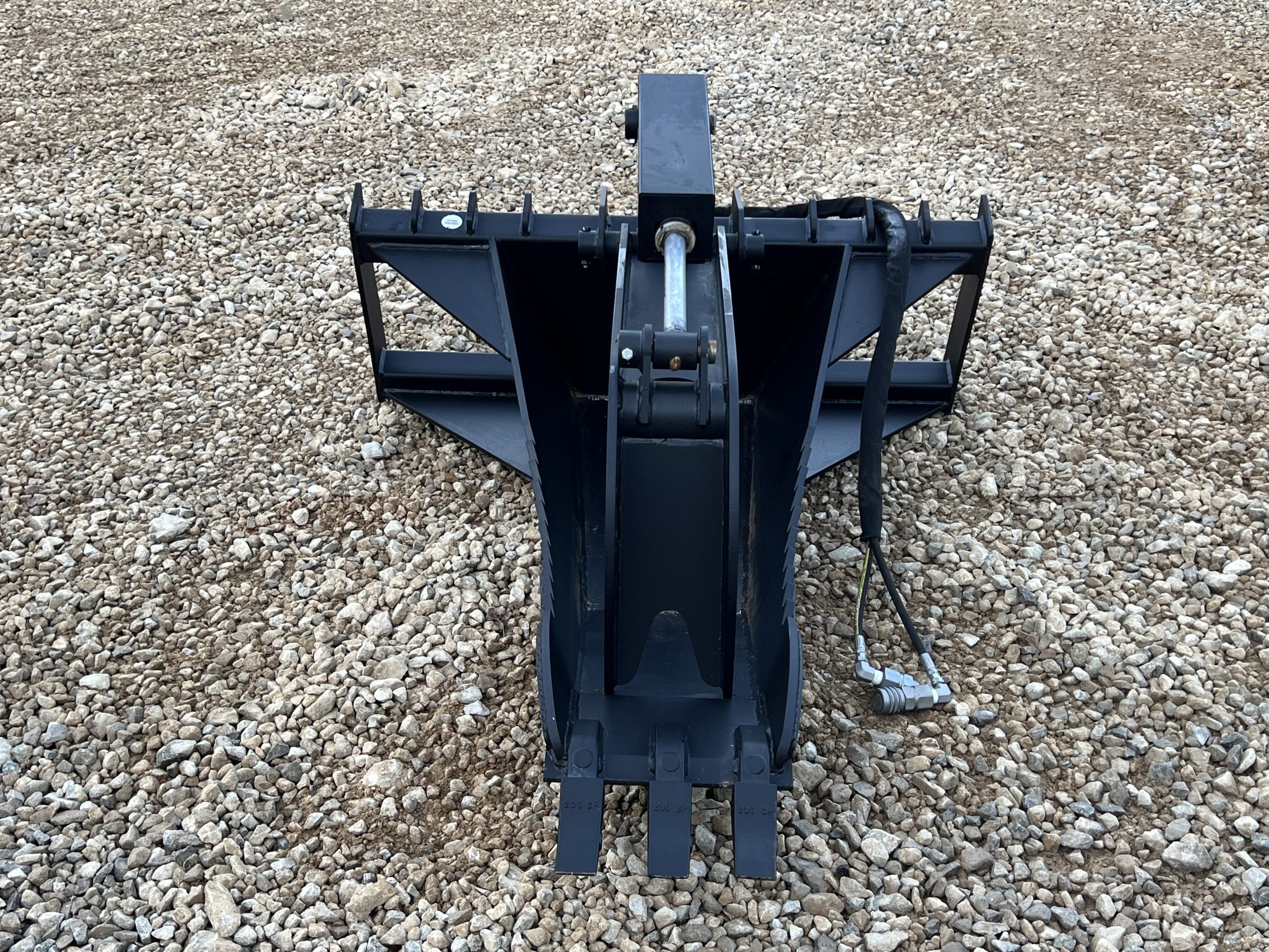 Extreme Duty Stump Bucket Grapple Attachment Fits Skid Steer Quick Attach - Image 2