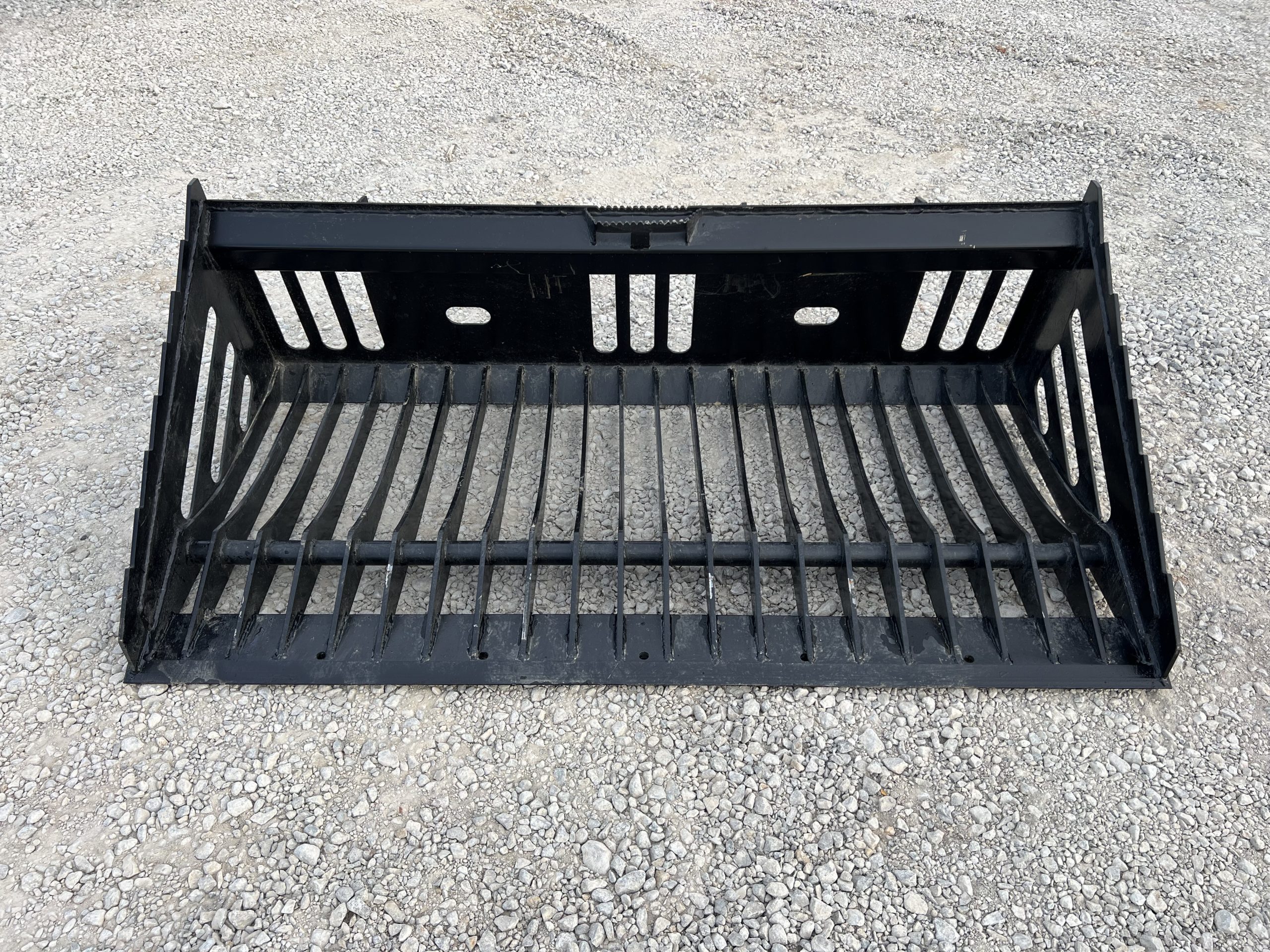 72″ Heavy Duty Skeleton Rock Bucket Attachment Fits Skid Steer Quick Attach - Image 2