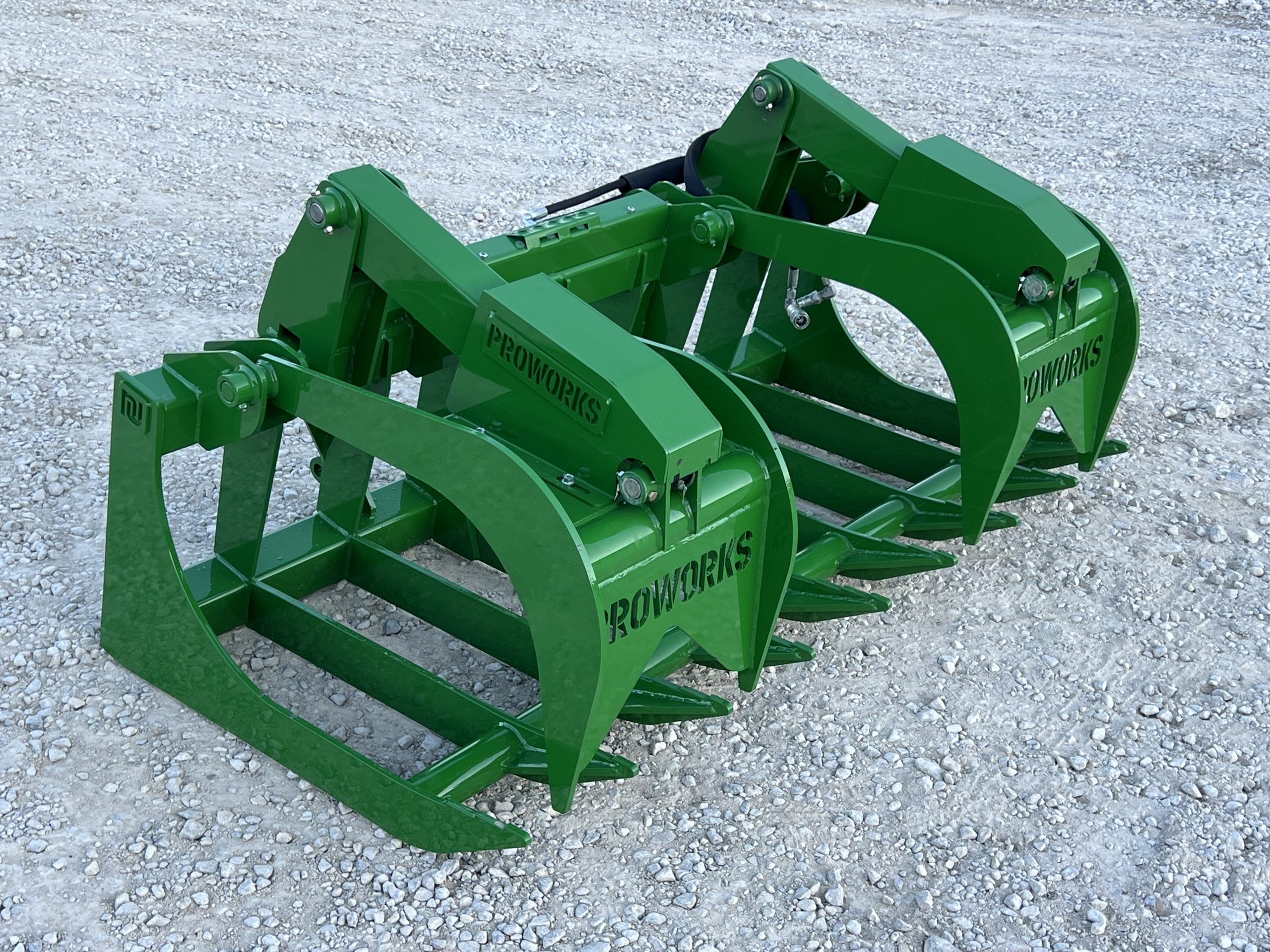 72" Heavy Duty Dual Cylinder Root Grapple Attachment Fits John Deere Global Tractor Loader - Image 4