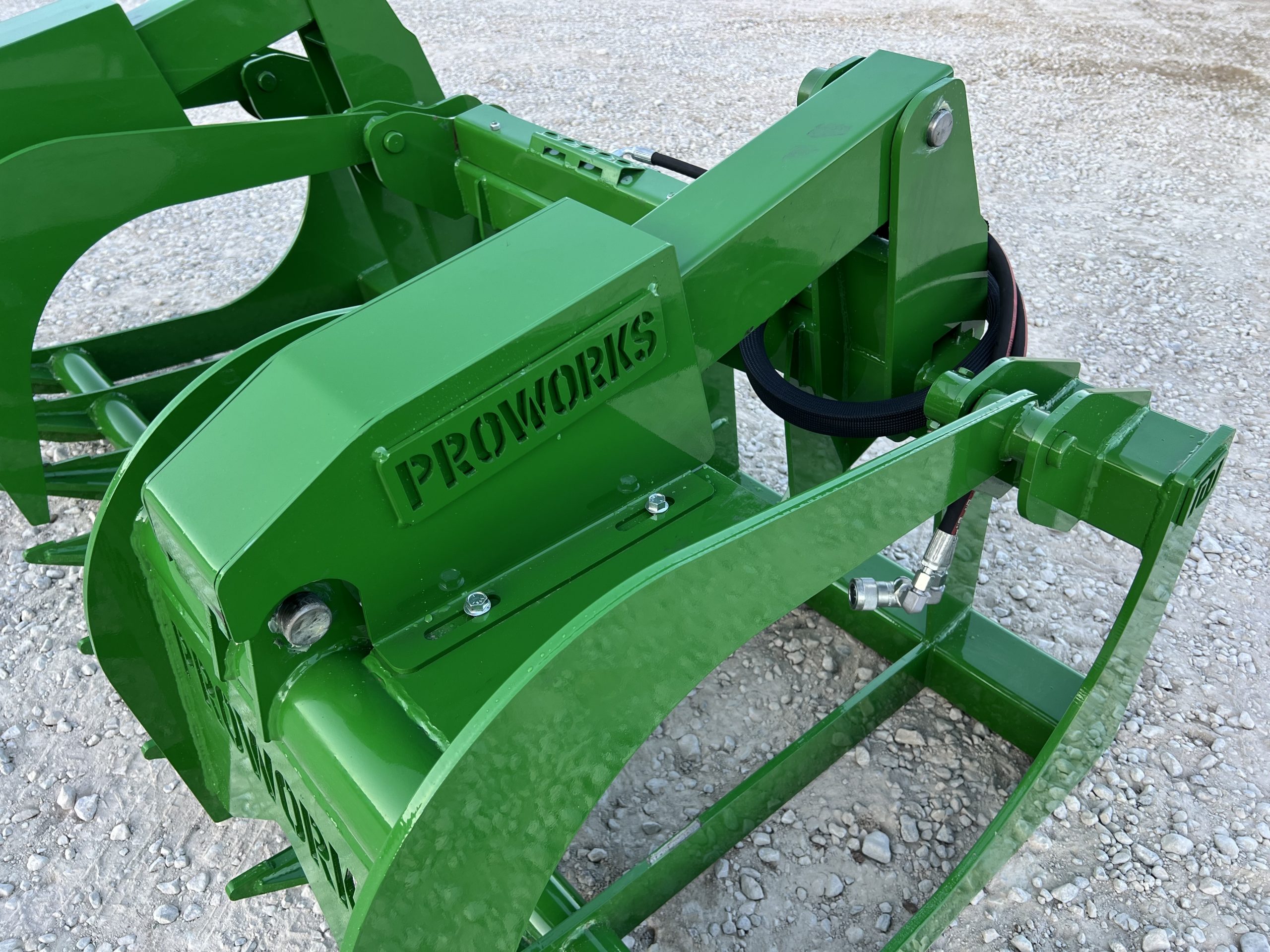 72" Heavy Duty Dual Cylinder Root Grapple Attachment Fits John Deere Global Tractor Loader - Image 10