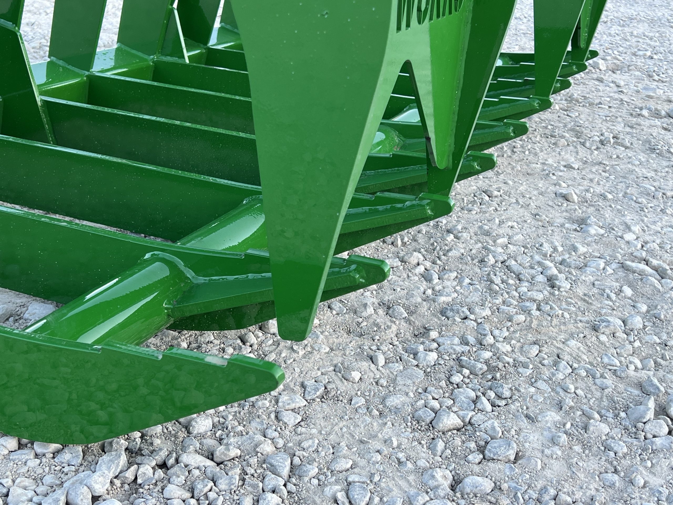 72" Heavy Duty Dual Cylinder Root Grapple Attachment Fits John Deere Global Tractor Loader - Image 13