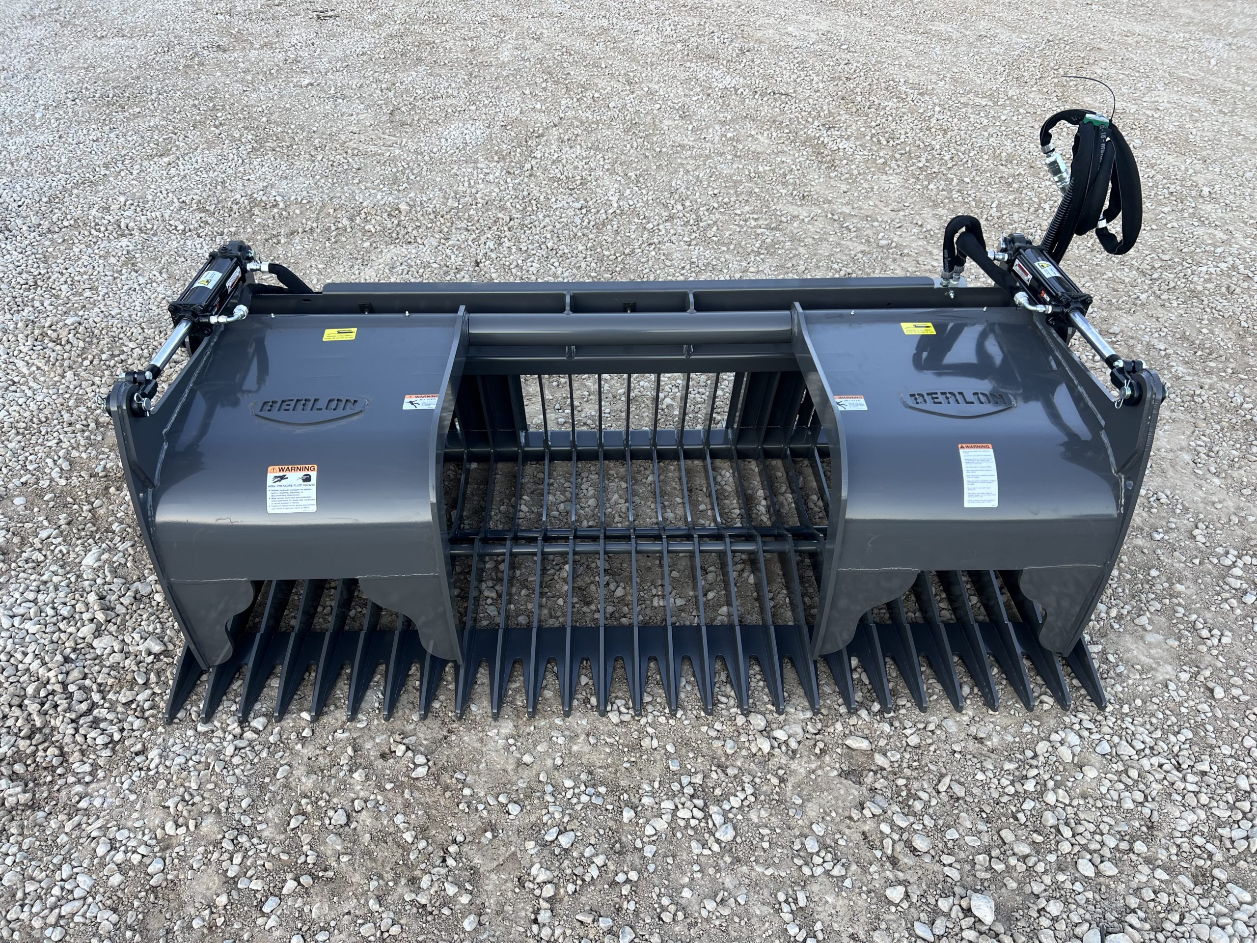 Berlon 84" Skeleton Rock Grapple Attachment Fits Skid Steer Quick Attach - Image 3