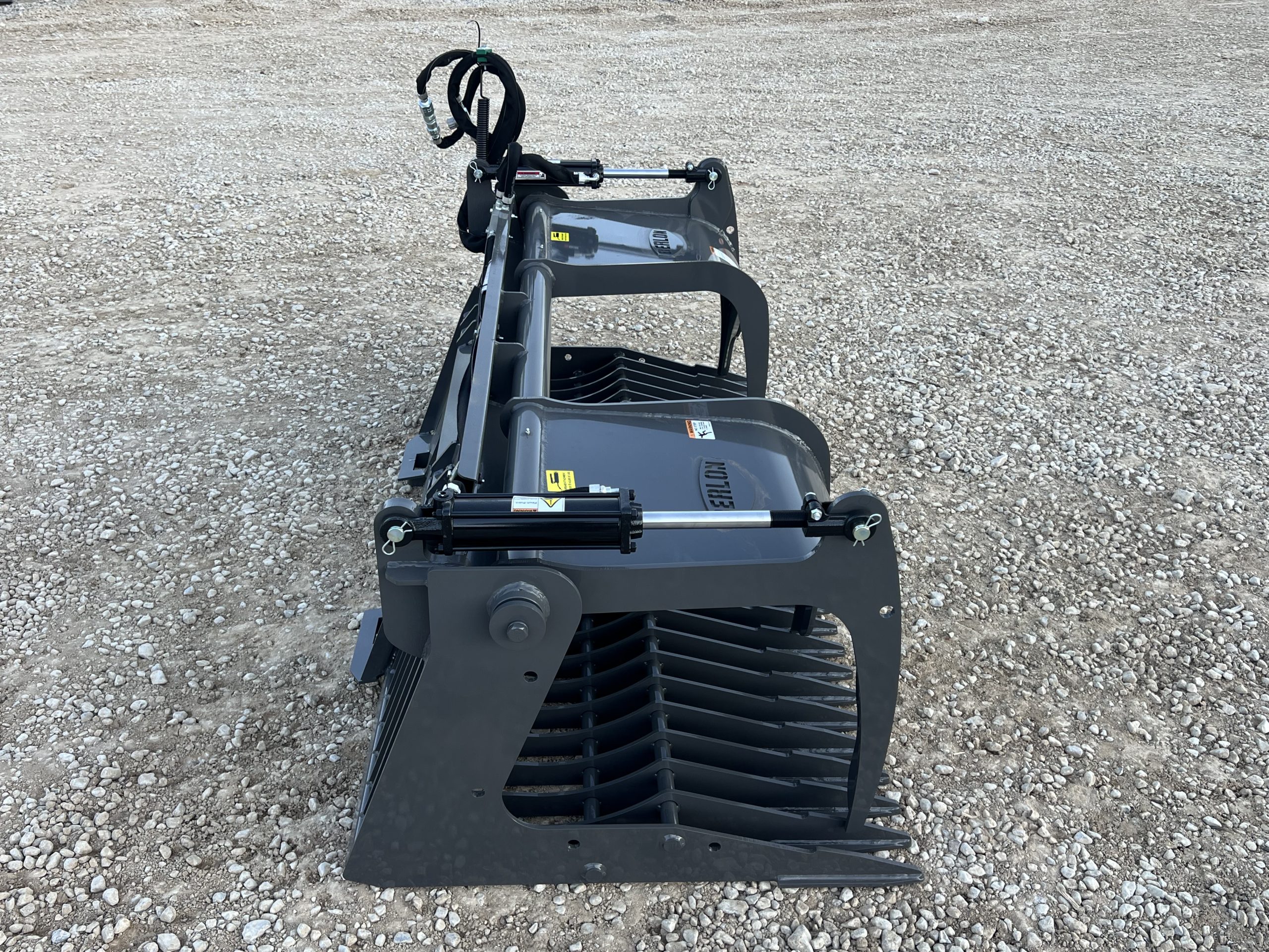 Berlon 84" Skeleton Rock Grapple Attachment Fits Skid Steer Quick Attach - Image 5