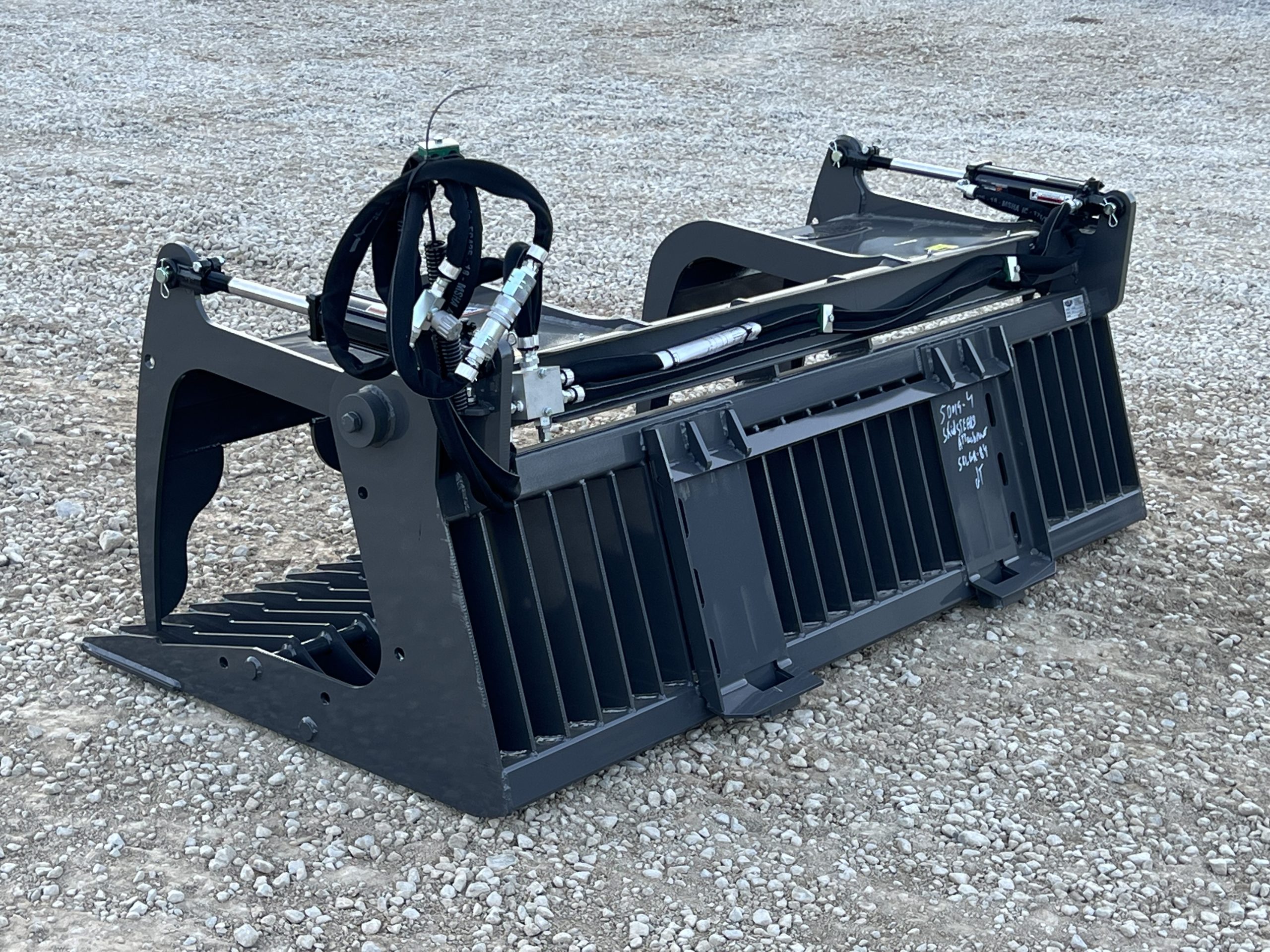 Berlon 84" Skeleton Rock Grapple Attachment Fits Skid Steer Quick Attach - Image 8