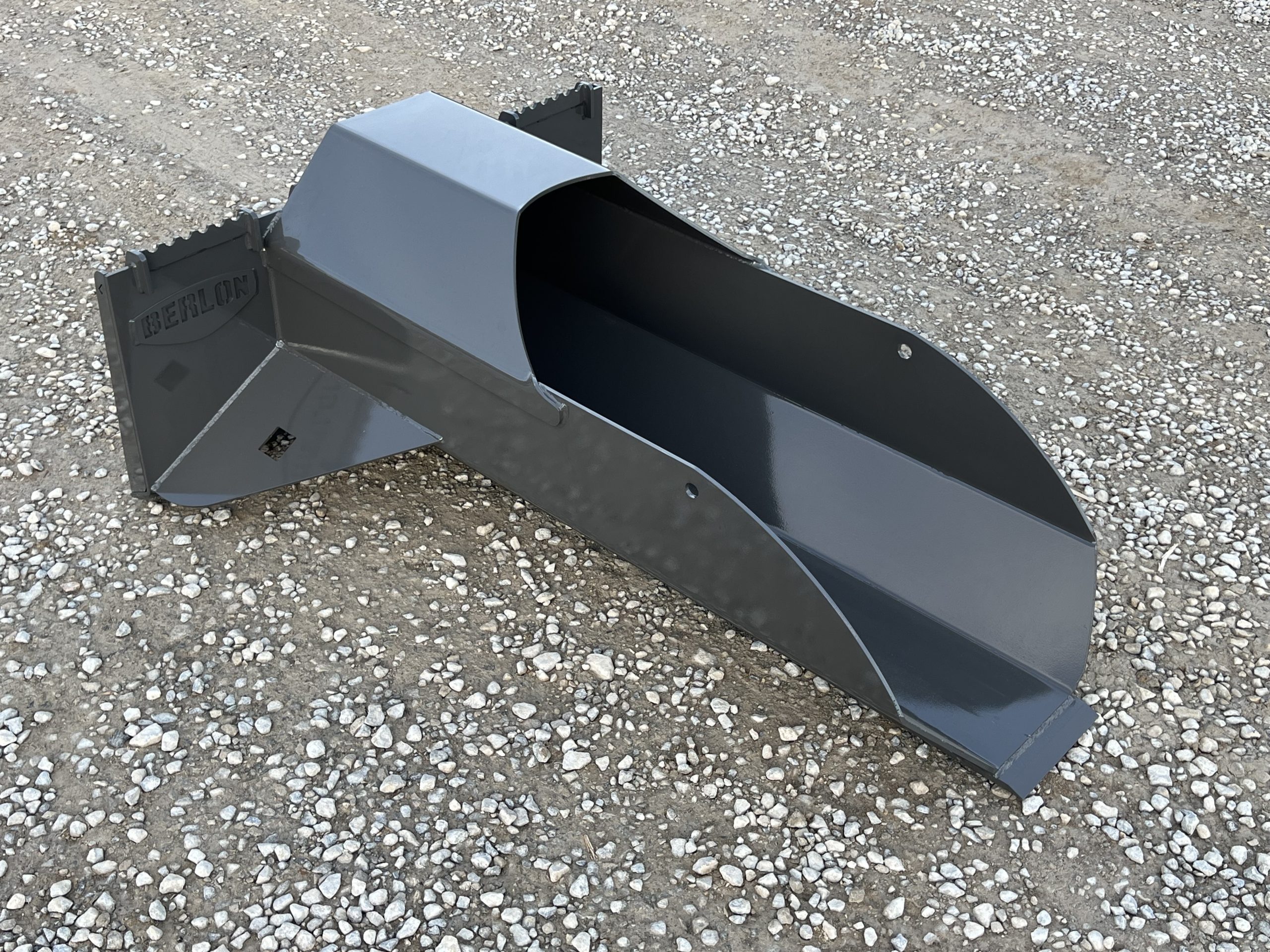 Berlon 60" Gravel Spoon Bucket Attachment Fits Skid Steer Quick Attach - Image 2