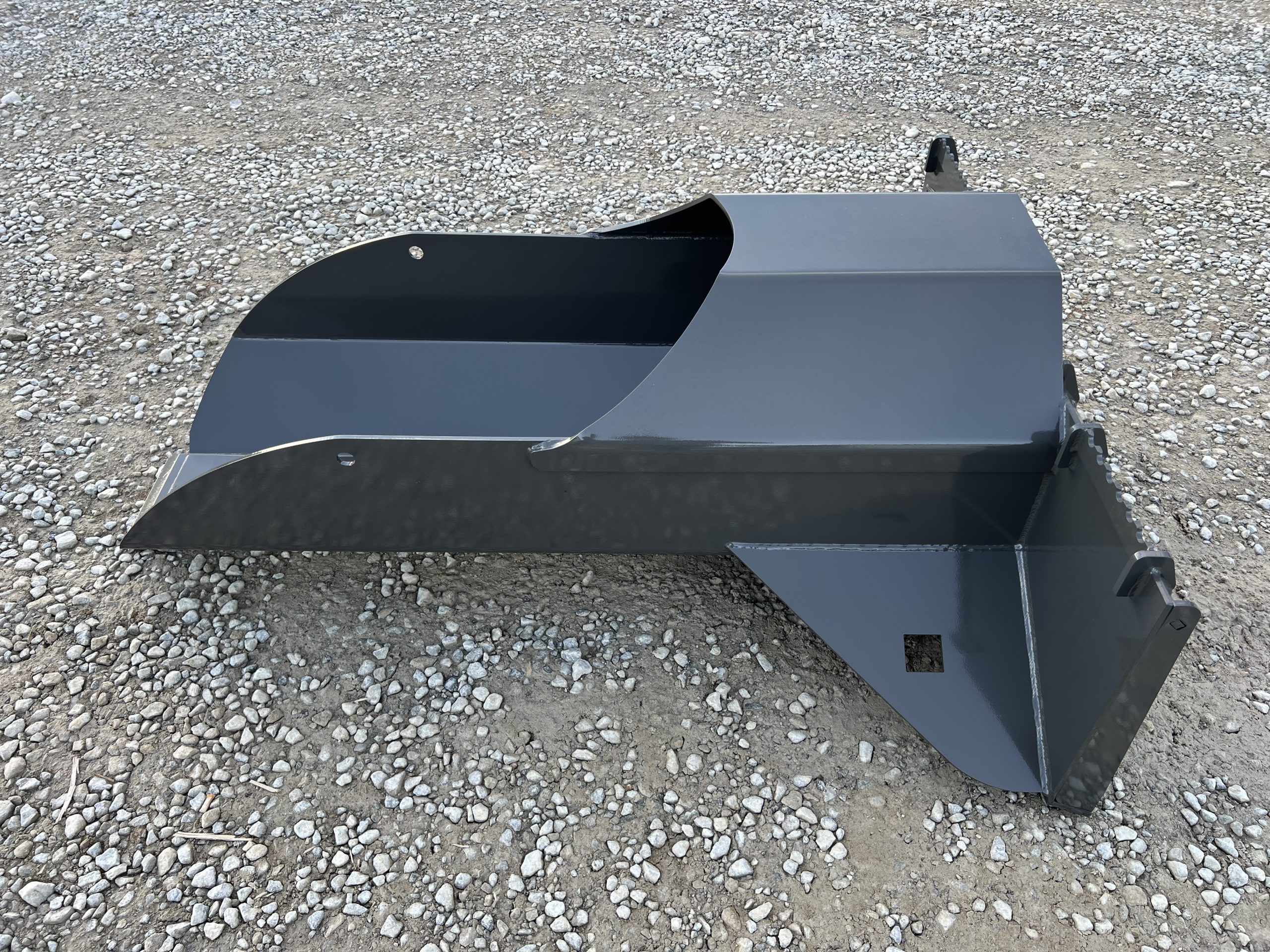 Berlon 60" Gravel Spoon Bucket Attachment Fits Skid Steer Quick Attach - Image 5