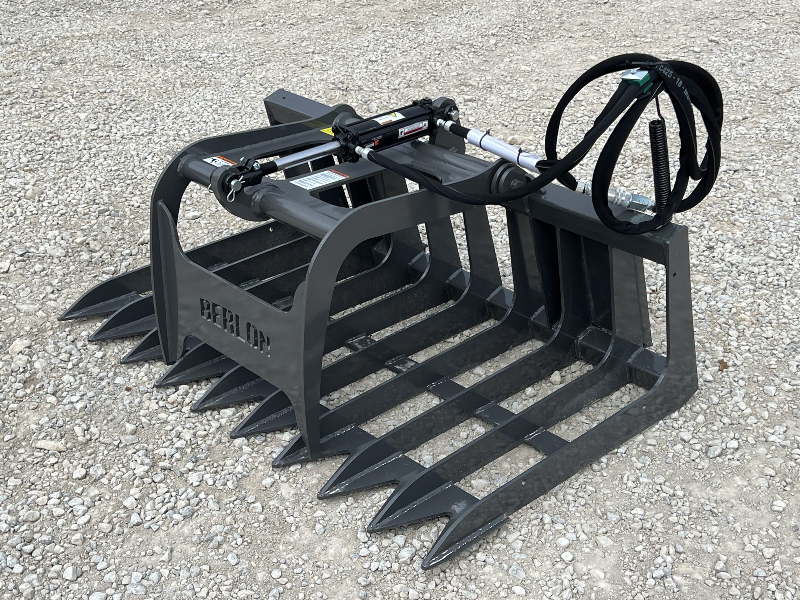 Berlon 60" Root Brush Grapple Attachment Fits Skid Steer Compact Tractor Loader - Image 2