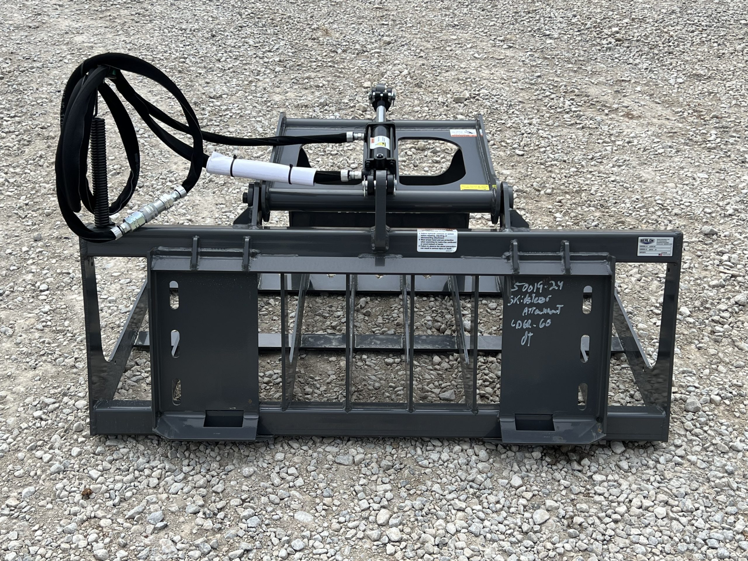 Berlon 60" Root Brush Grapple Attachment Fits Skid Steer Compact Tractor Loader - Image 7