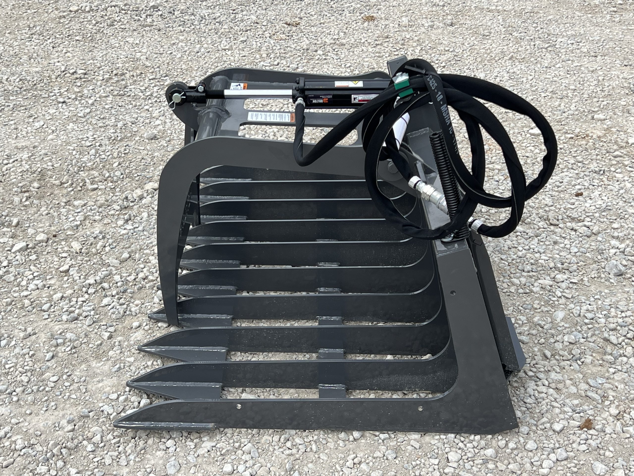 Berlon 60" Root Brush Grapple Attachment Fits Skid Steer Compact Tractor Loader - Image 9