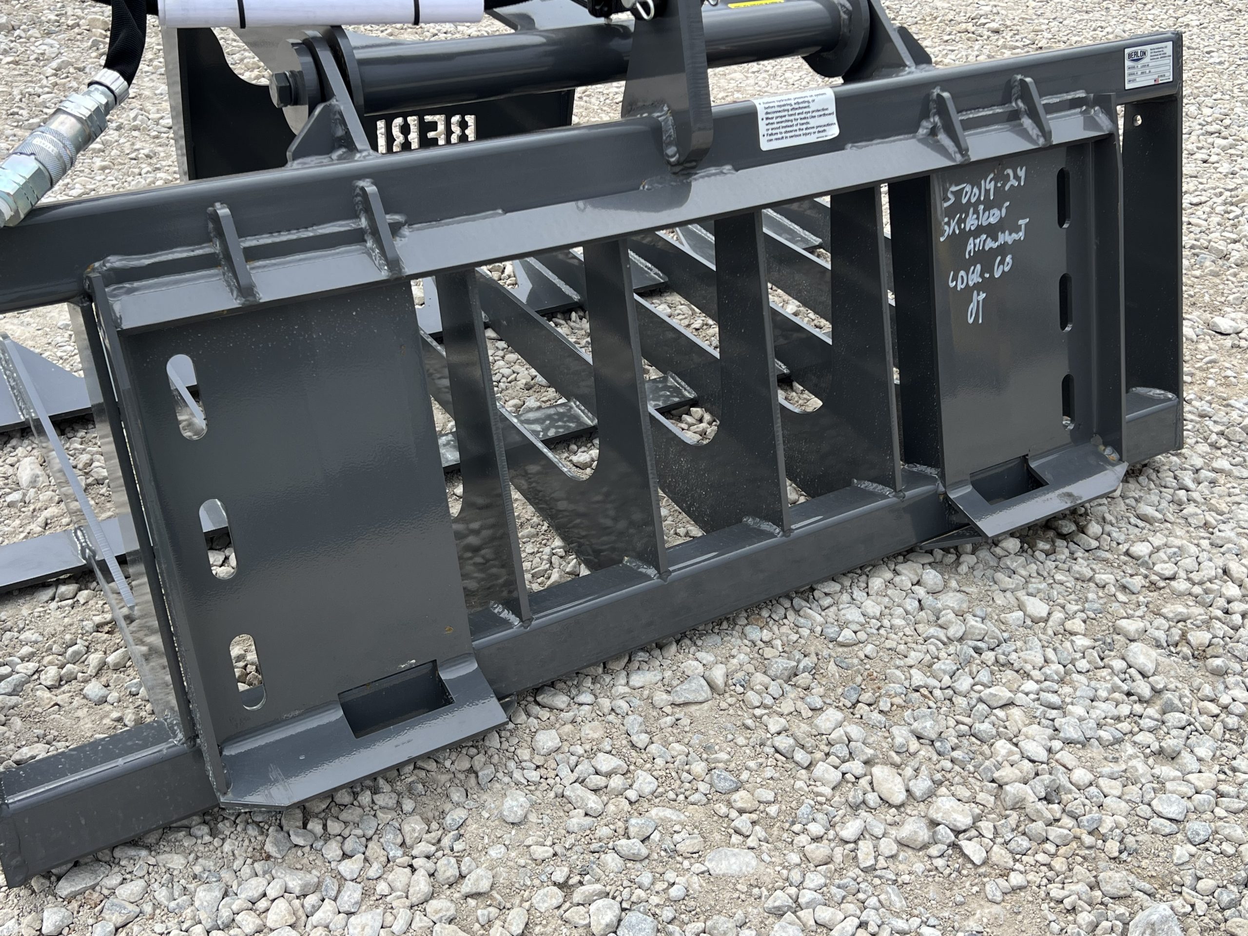 Berlon 60" Root Brush Grapple Attachment Fits Skid Steer Compact Tractor Loader - Image 13