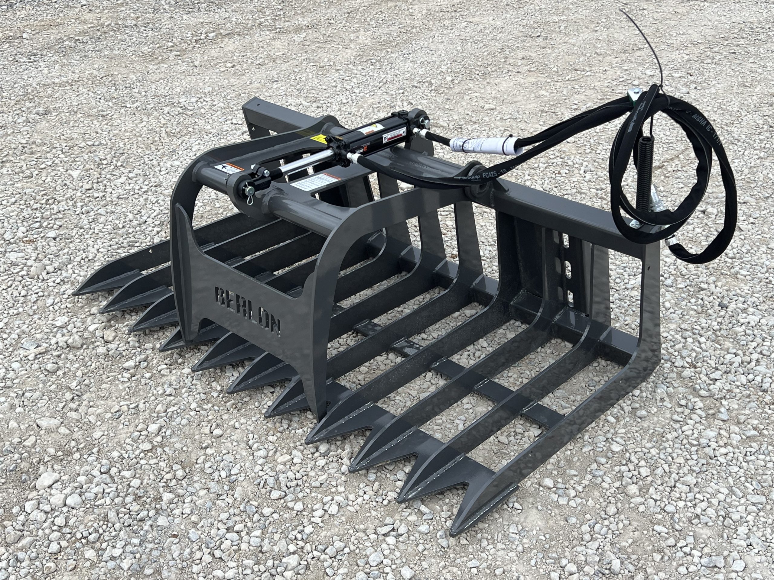 Berlon 66" Root Brush Grapple Attachment Fits Skid Steer Compact Tractor Loader - Image 2