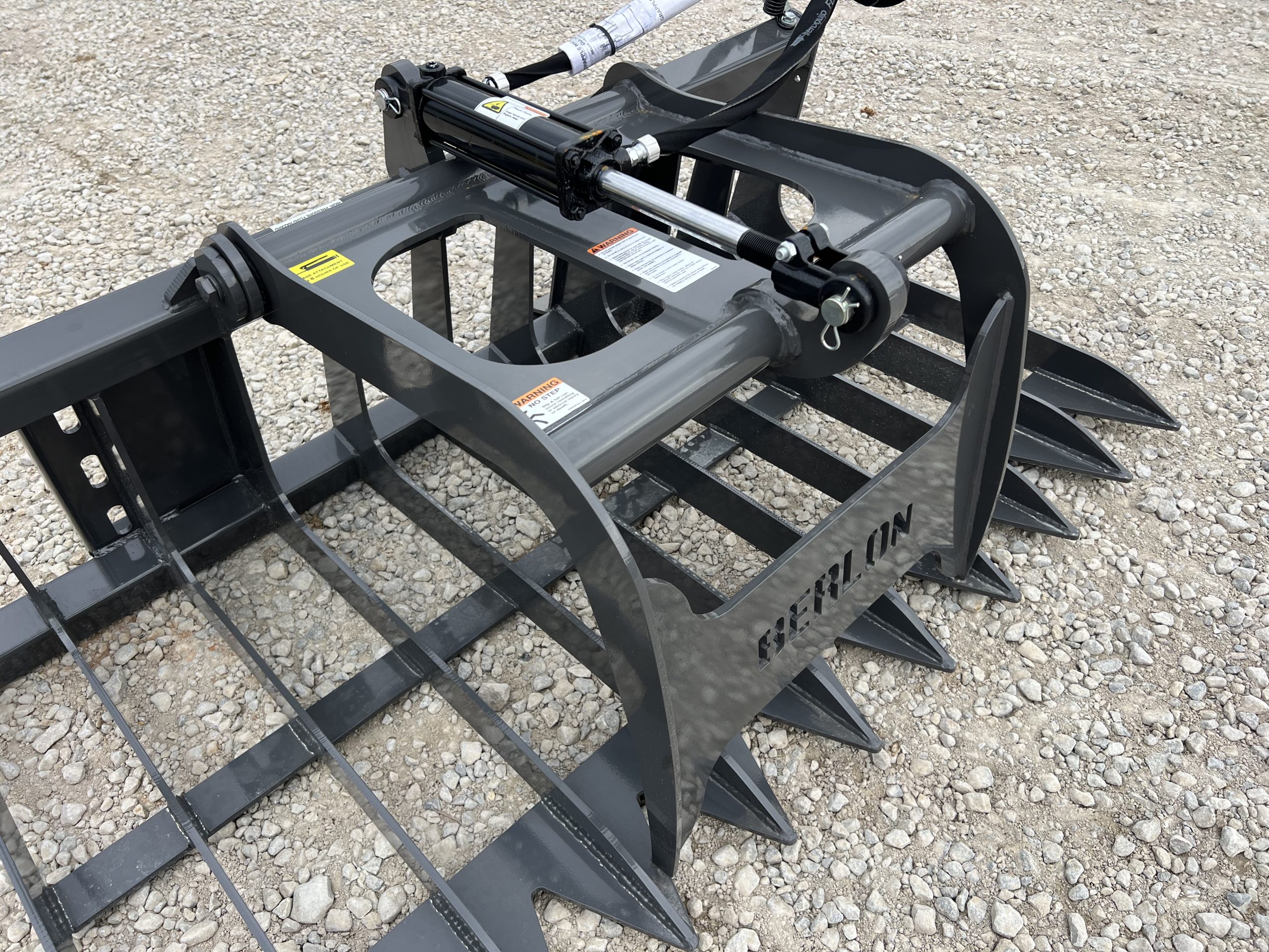 Berlon 66" Root Brush Grapple Attachment Fits Skid Steer Compact Tractor Loader - Image 11