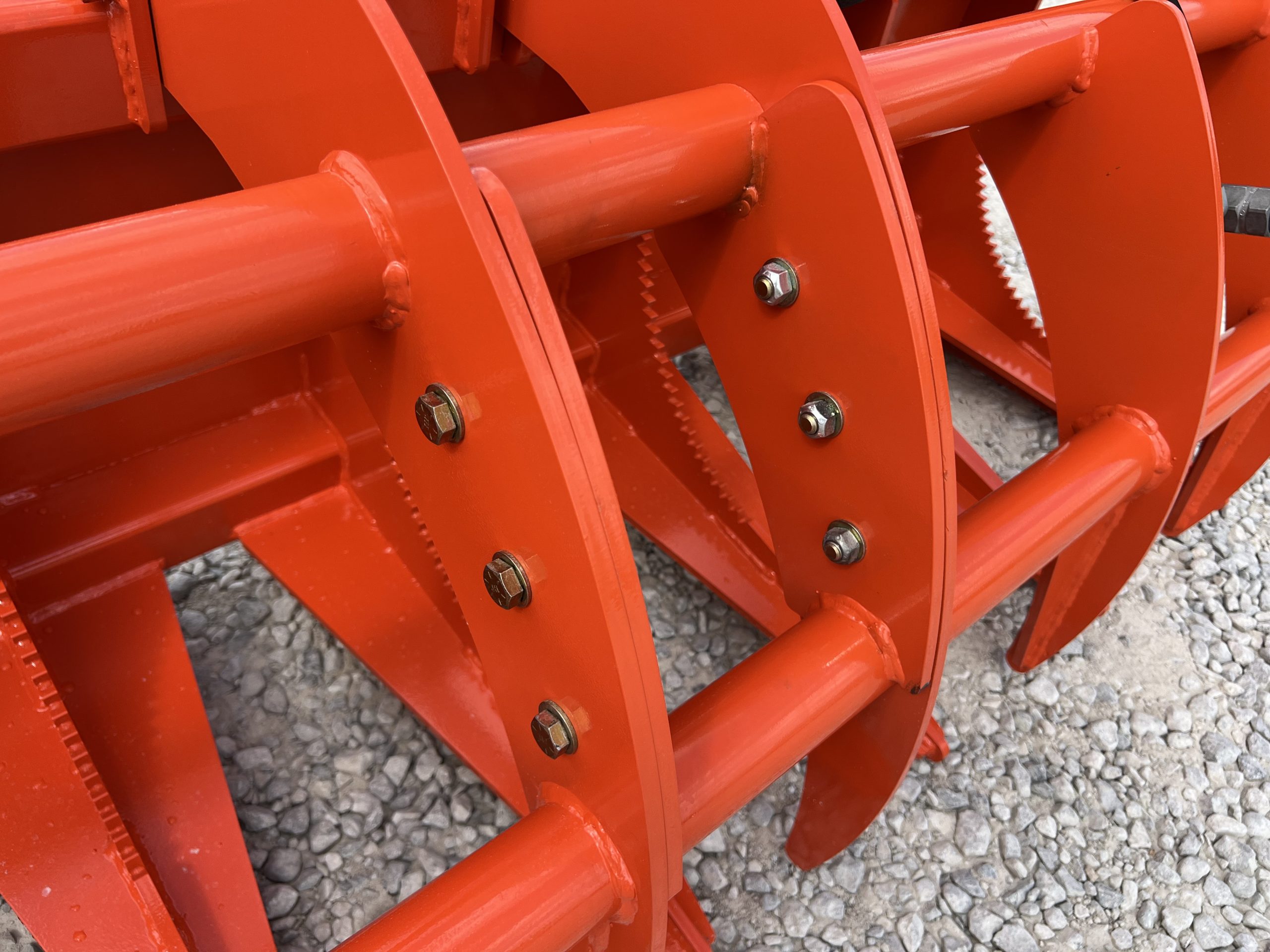 Proworks 66" Root Rake Clam Grapple Attachment Fits Compact Tractor Loader - Image 11