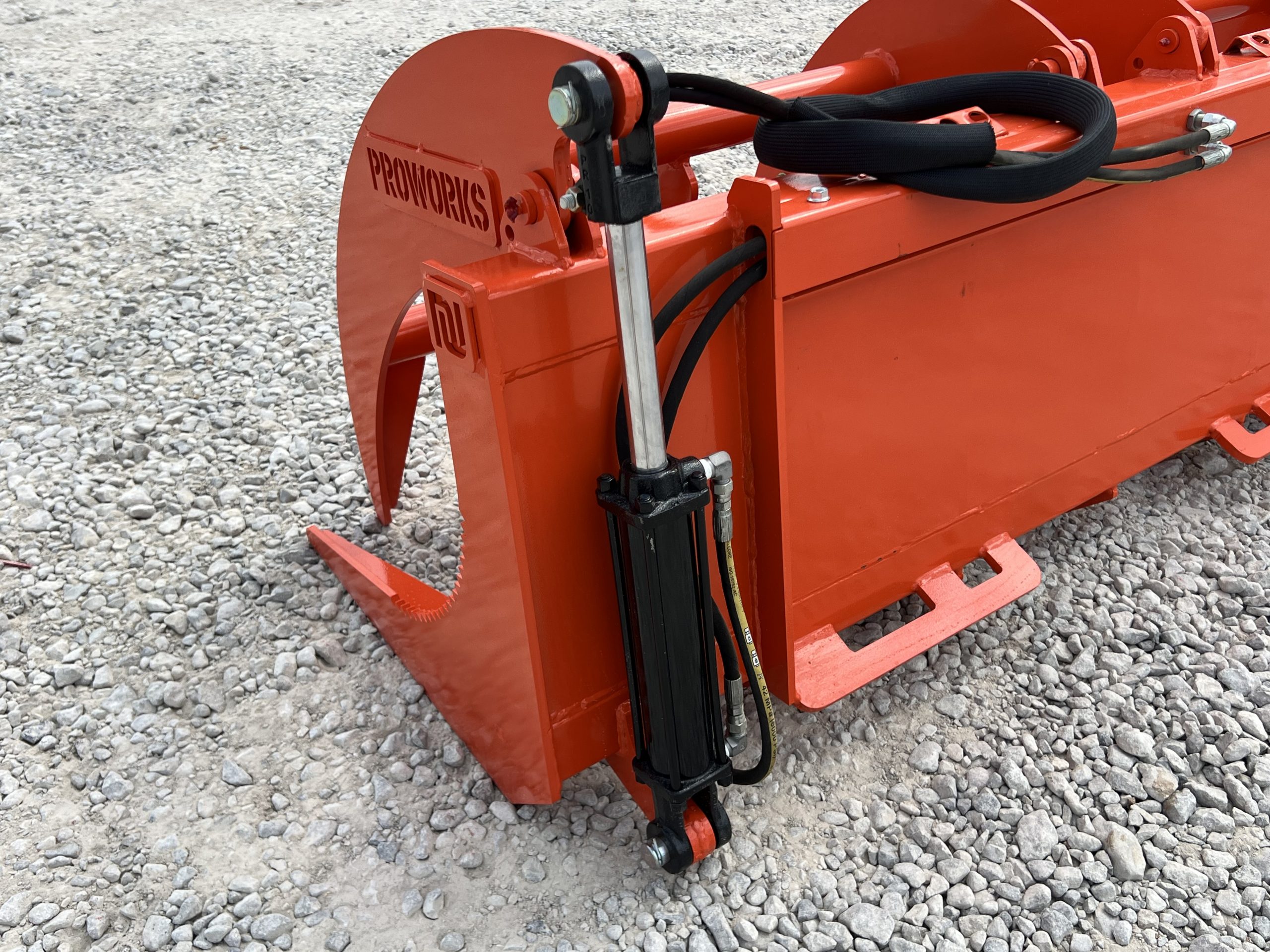 Proworks 66" Root Rake Clam Grapple Attachment Fits Compact Tractor Loader - Image 14