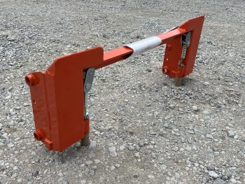 Kubota LA950A LA1001 LA1002 LA1150A Loader to Skid Steer Quick