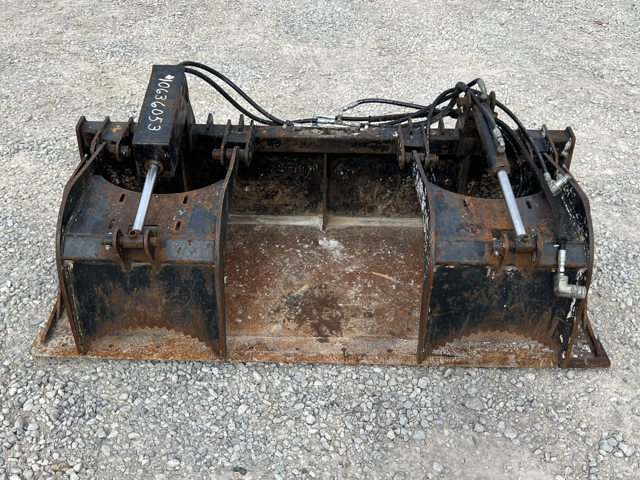 2022 Star 72" Heavy Duty Solid Bottom Grapple Bucket Fits Skid Steer 175-72 USA - Image 2