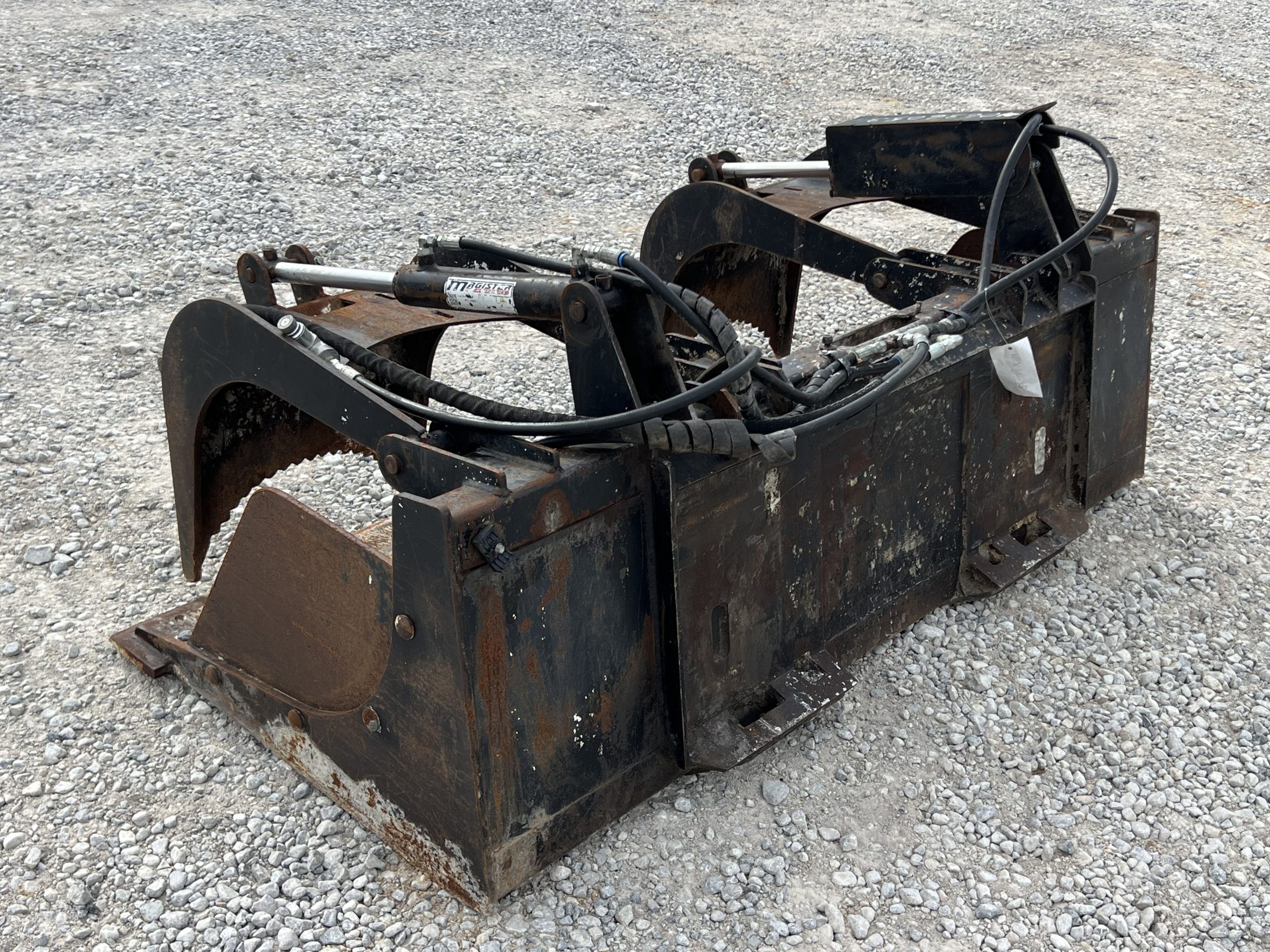 2022 Star 72" Heavy Duty Solid Bottom Grapple Bucket Fits Skid Steer 175-72 USA - Image 7
