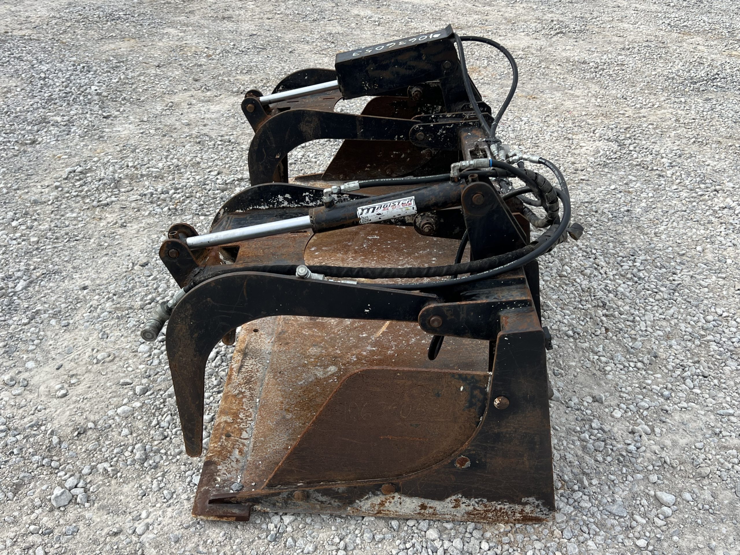 2022 Star 72" Heavy Duty Solid Bottom Grapple Bucket Fits Skid Steer 175-72 USA - Image 8