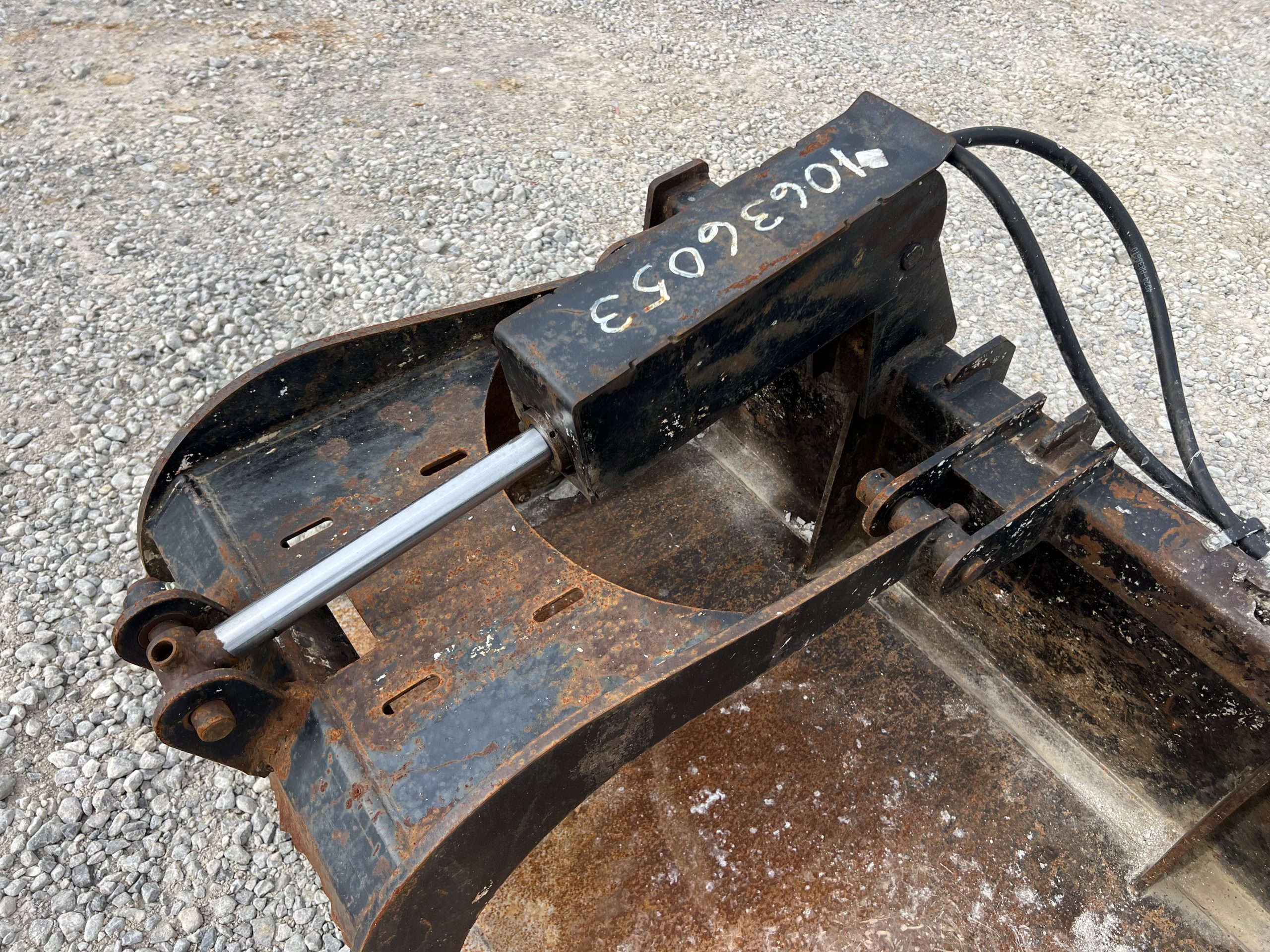 2022 Star 72" Heavy Duty Solid Bottom Grapple Bucket Fits Skid Steer 175-72 USA - Image 11