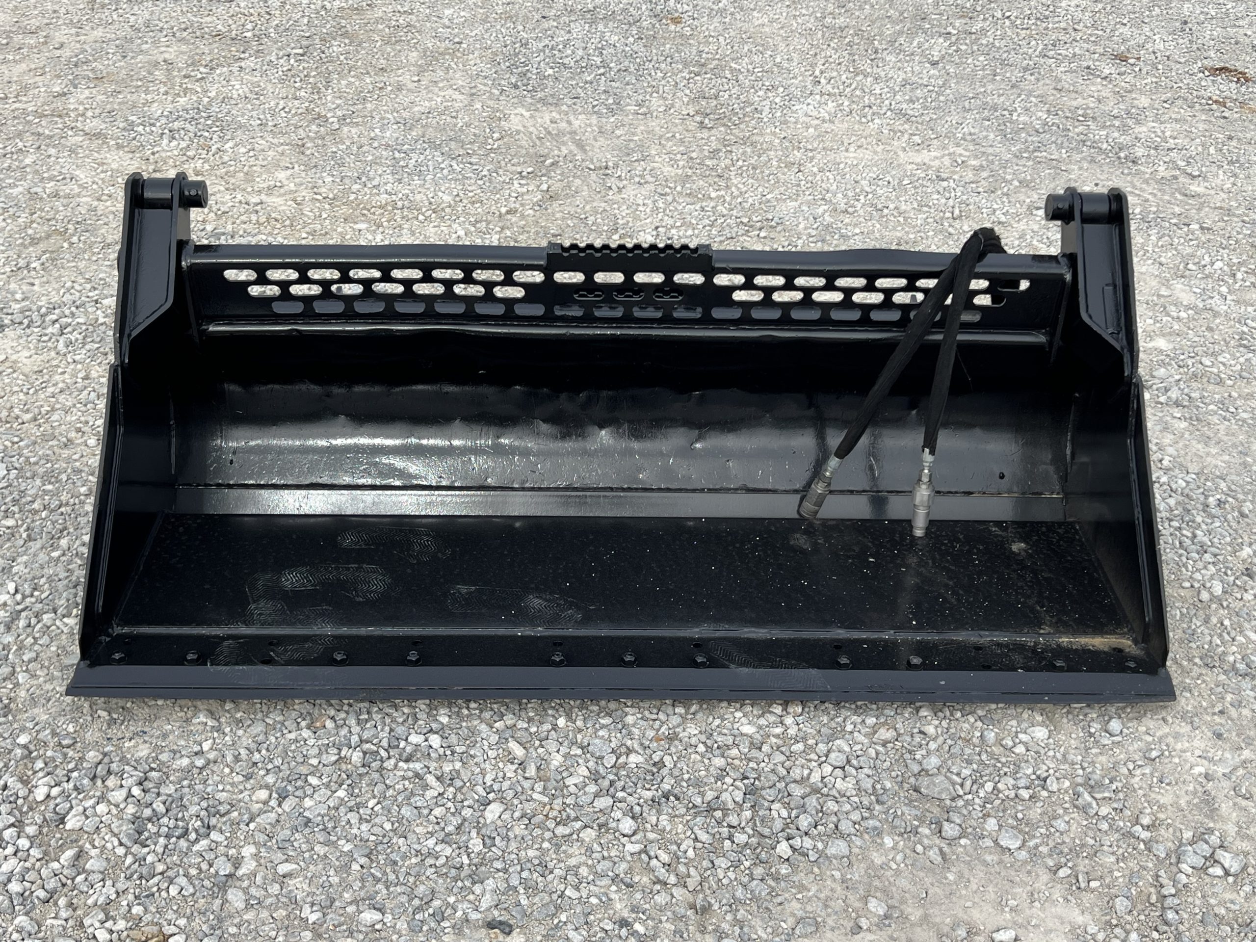 CAT 72" 4-IN-1 Combination Smooth Bucket Attachment Fits Skid Steer Quick Attach - Image 3