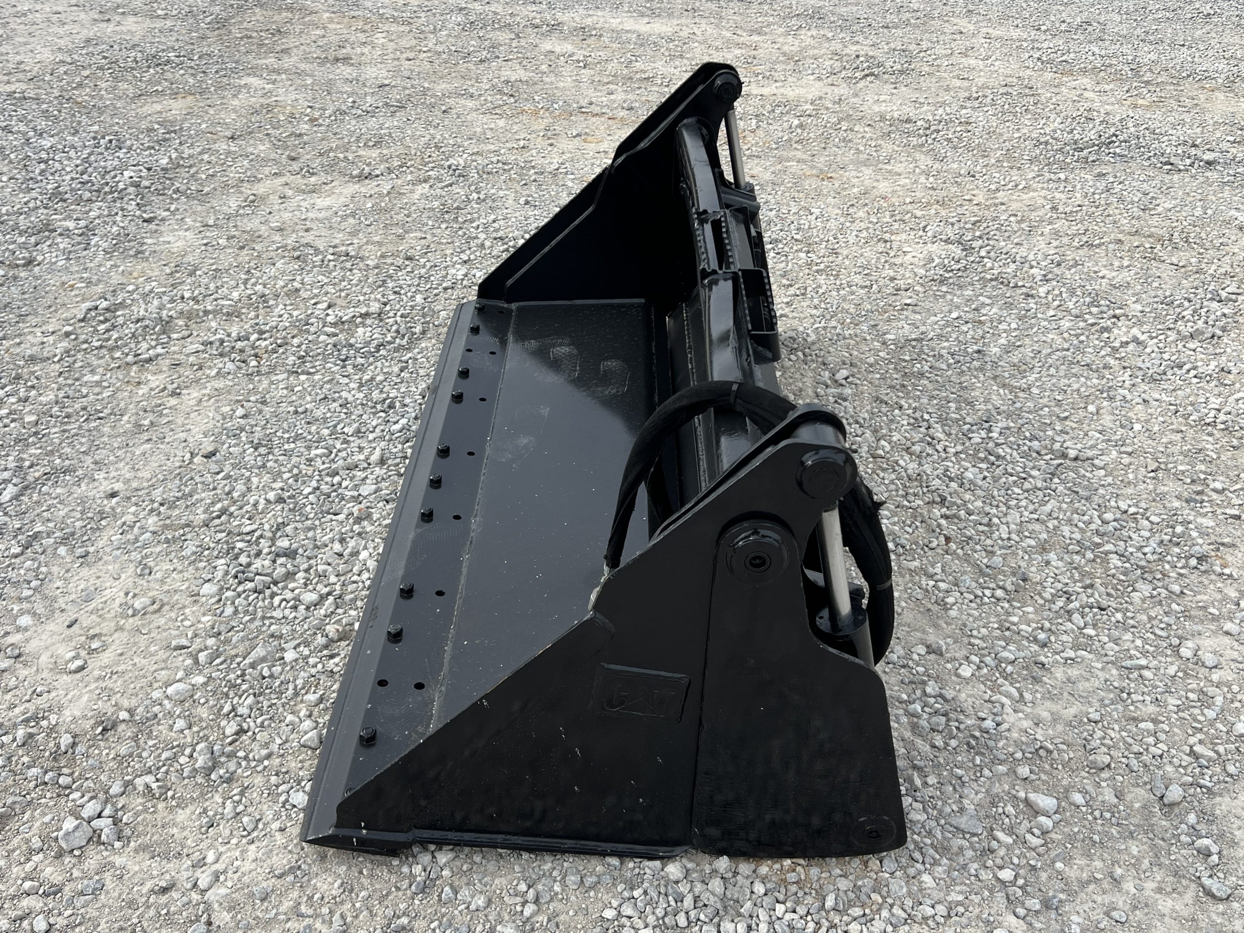 CAT 72" 4-IN-1 Combination Smooth Bucket Attachment Fits Skid Steer Quick Attach - Image 9