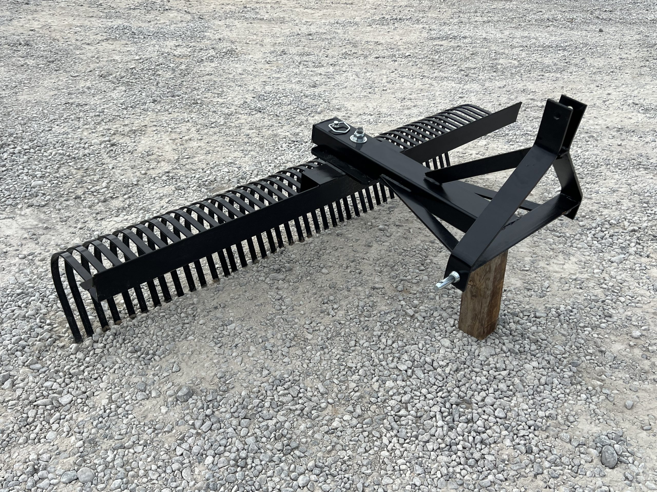 PROWORKS 84" Rock Landscape Rake Attachment Fits Cat 1 3 Point Hitch - Image 4