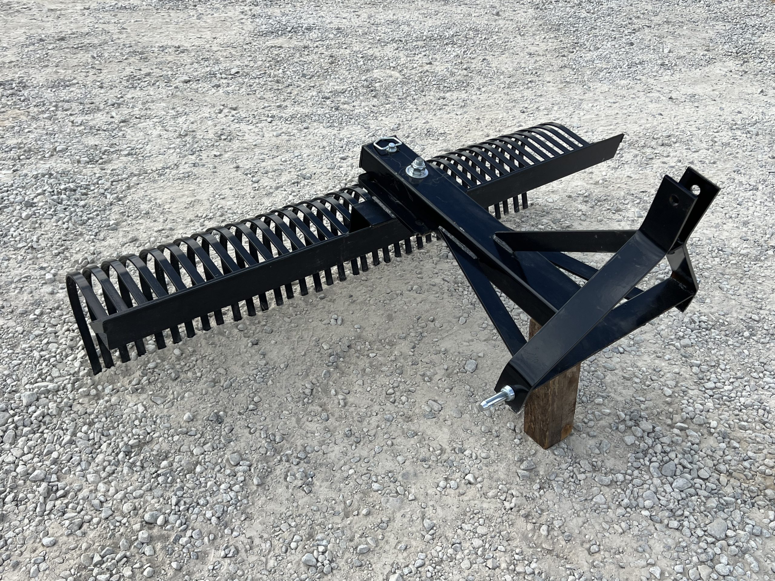 PROWORKS 72" Rock Landscape Rake Attachment Fits Cat 1 3 Point Hitch - Image 4
