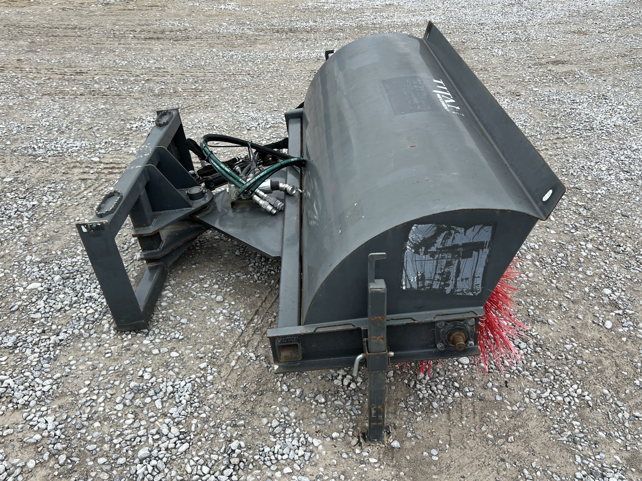 IronCraft Titan 72" Hydraulic Angle Sweeper Broom Attachment Skid Steer 14 Pin - Image 4
