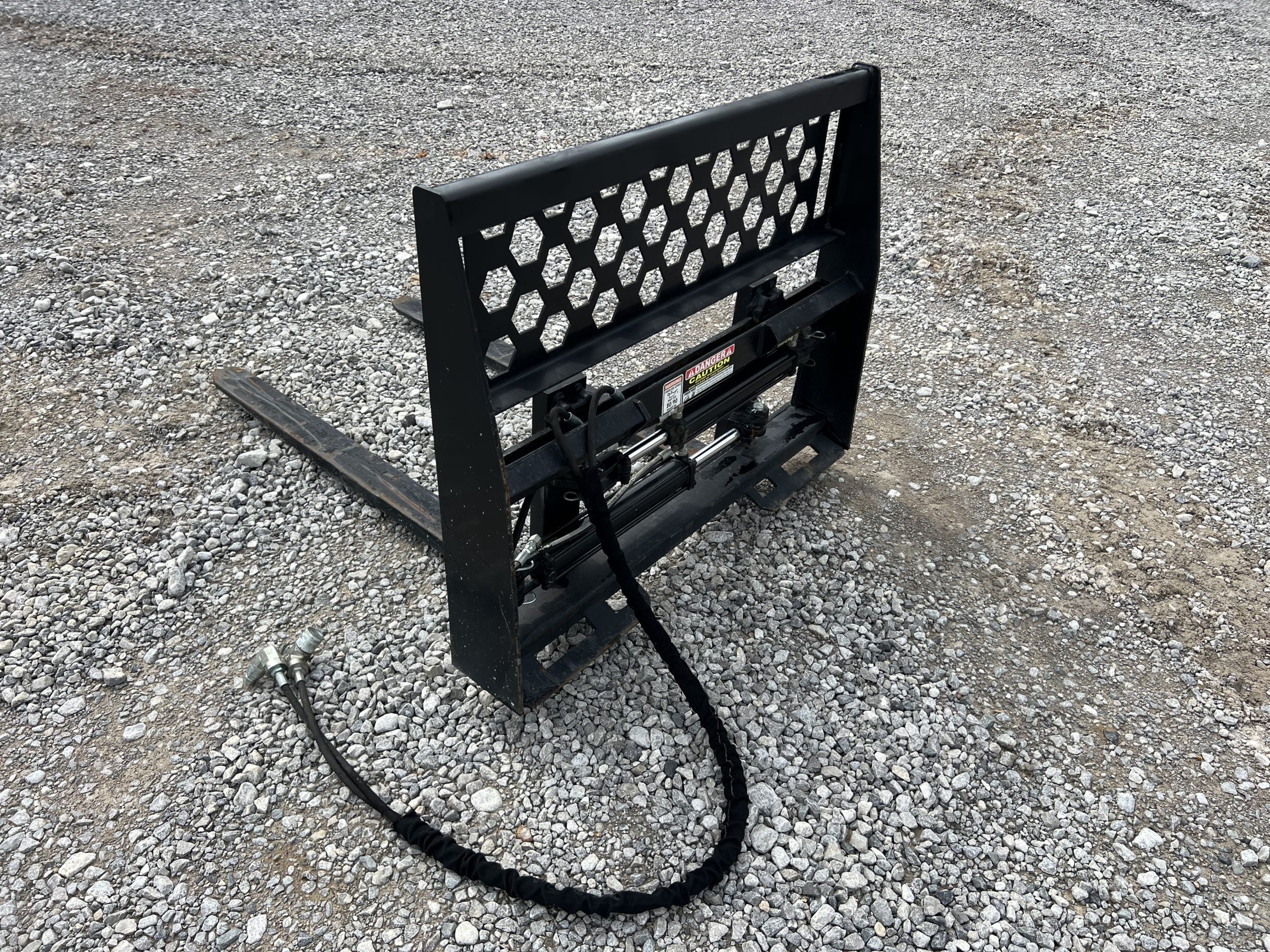 48" Hydraulic Pallet Forks Fork Positioner Fits Skid Steer Tractor Quick Attach - Image 7