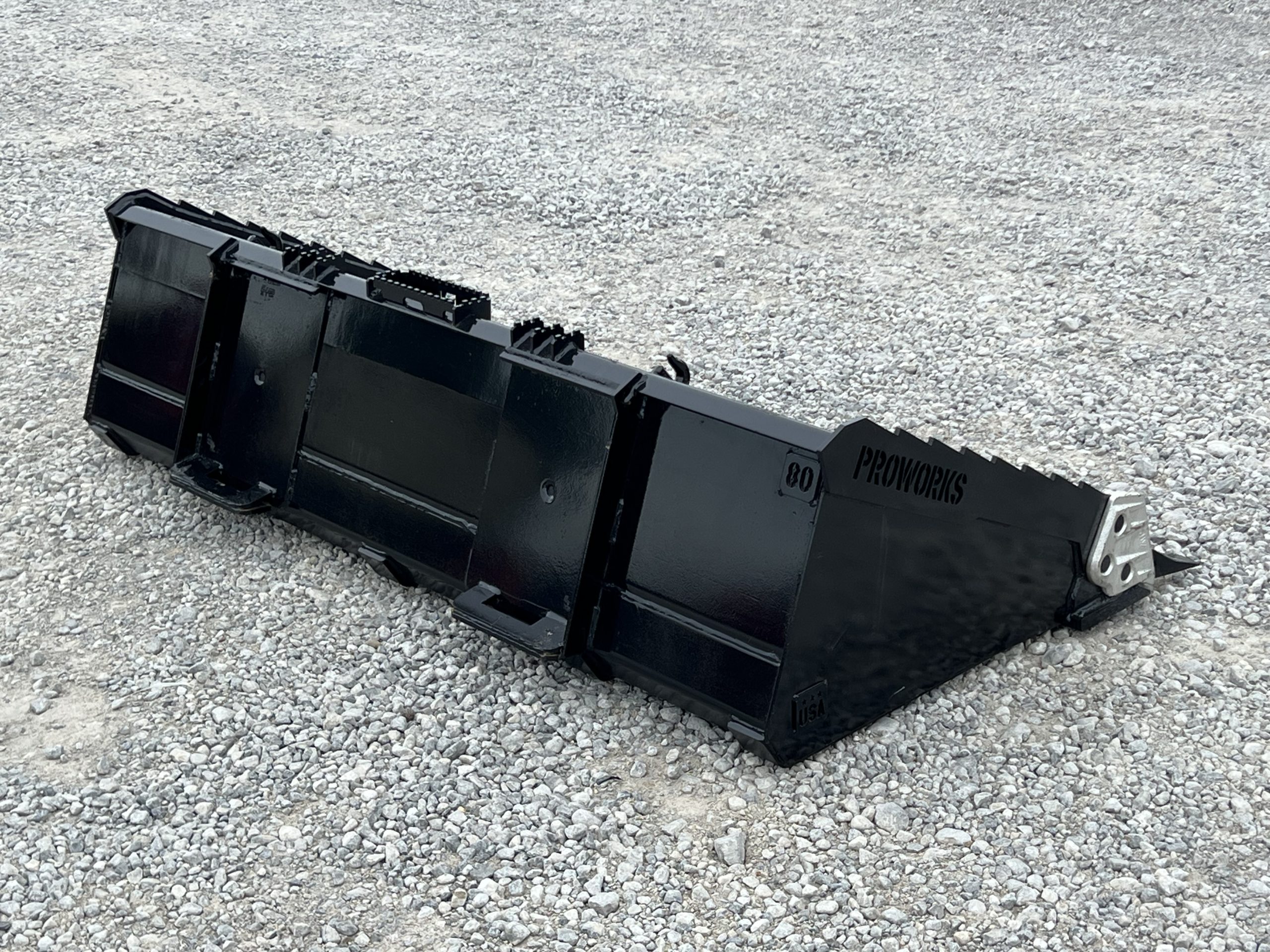 PROWORKS 80" Severe Duty Tooth Bucket Attachment Fits Compact Track Loader - Image 6