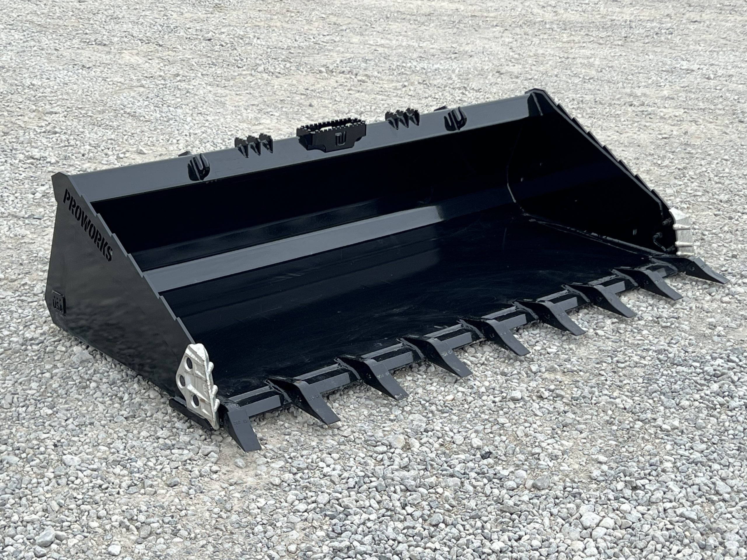 PROWORKS 84" Severe Duty Tooth Bucket Attachment Fits Compact Track Loader - Image 4