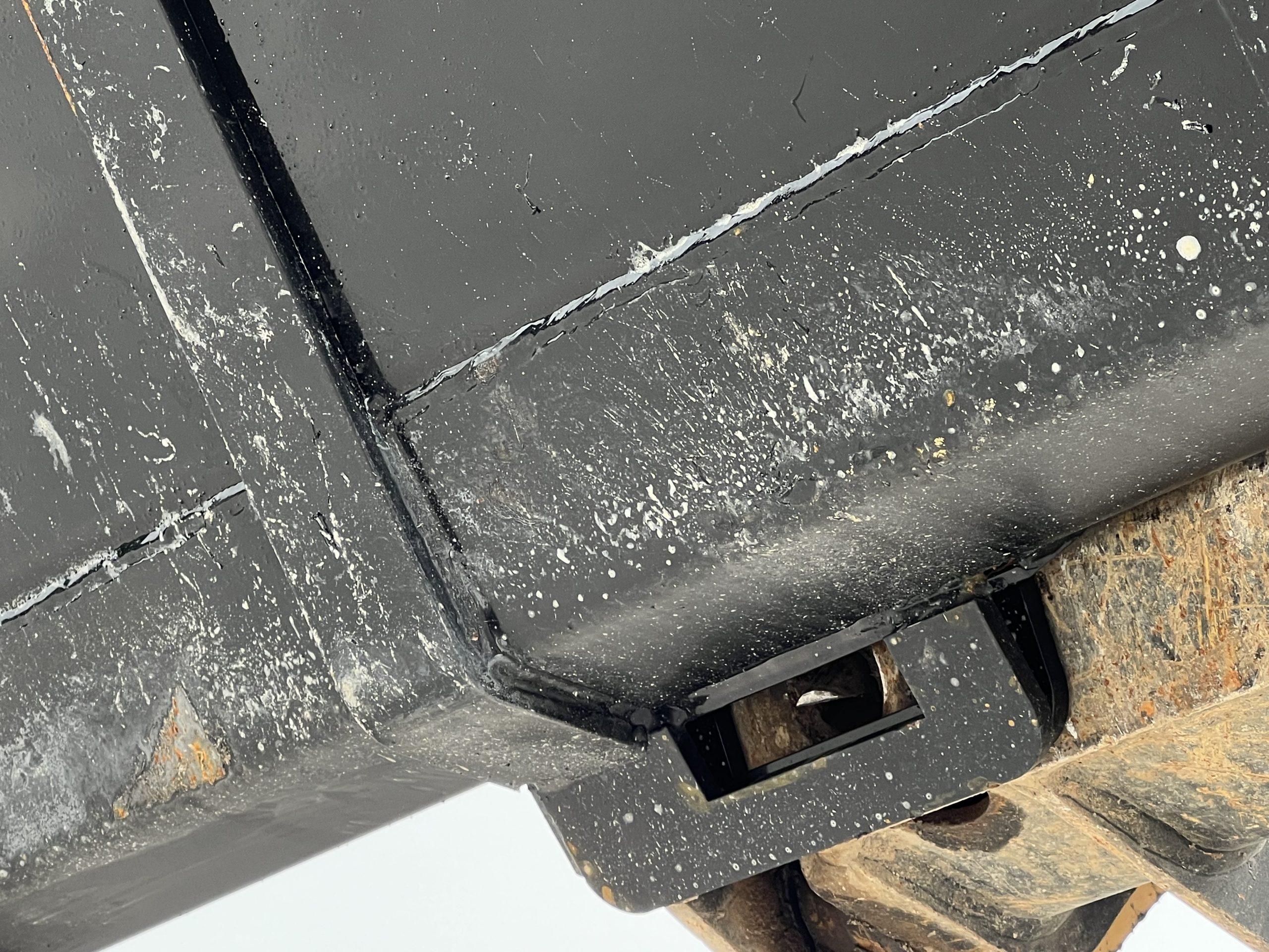 PROWORKS 84" Severe Duty Tooth Bucket Attachment Fits Compact Track Loader - Image 15